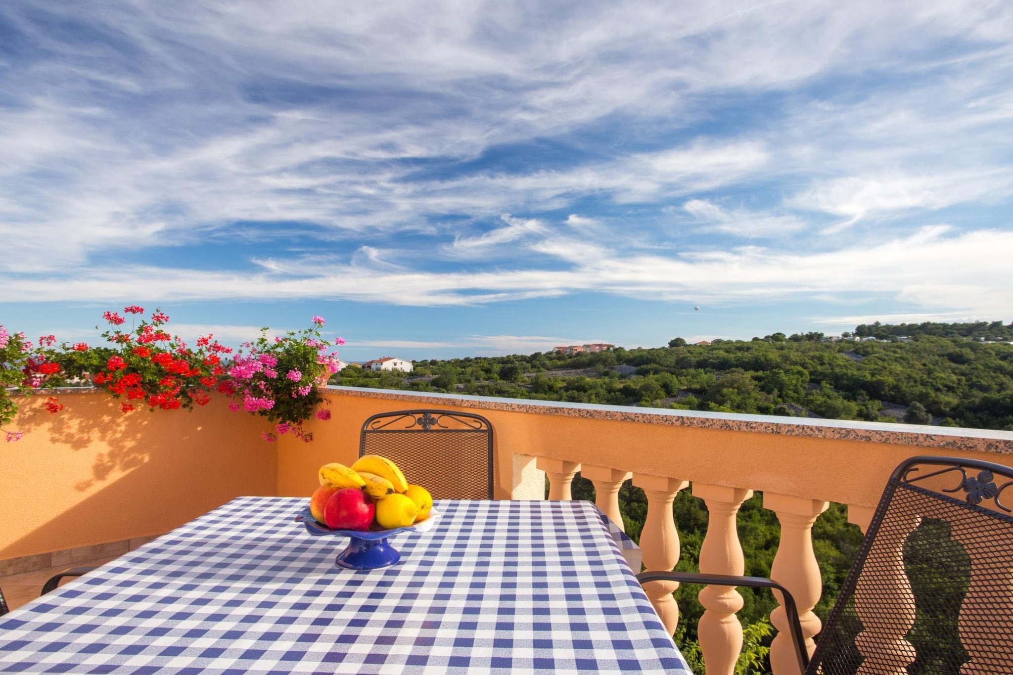 Scenic Elegant Apartments Krk with Balcony and Pool - Standard Two Bedroom Apartment with Balcony and Pool (owner 3)-Balcon-terrasse