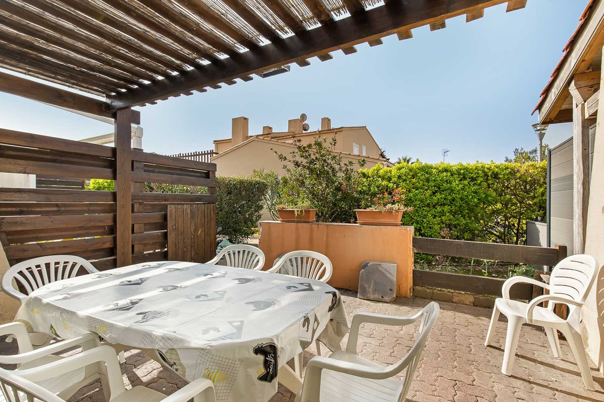 Port La Roquille N°124 - 2P6-Terras