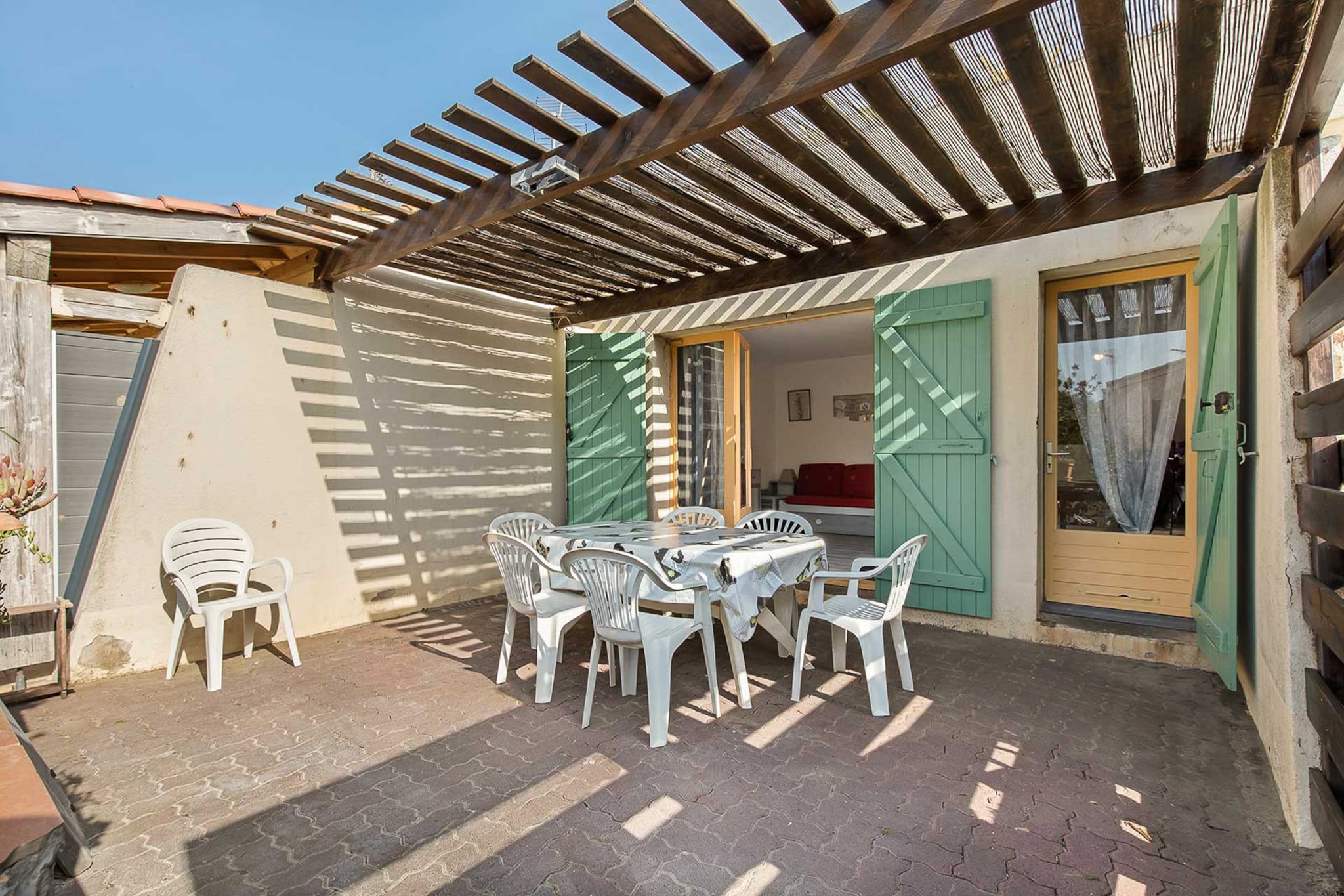 Port La Roquille N°124 - 2P6-Terras