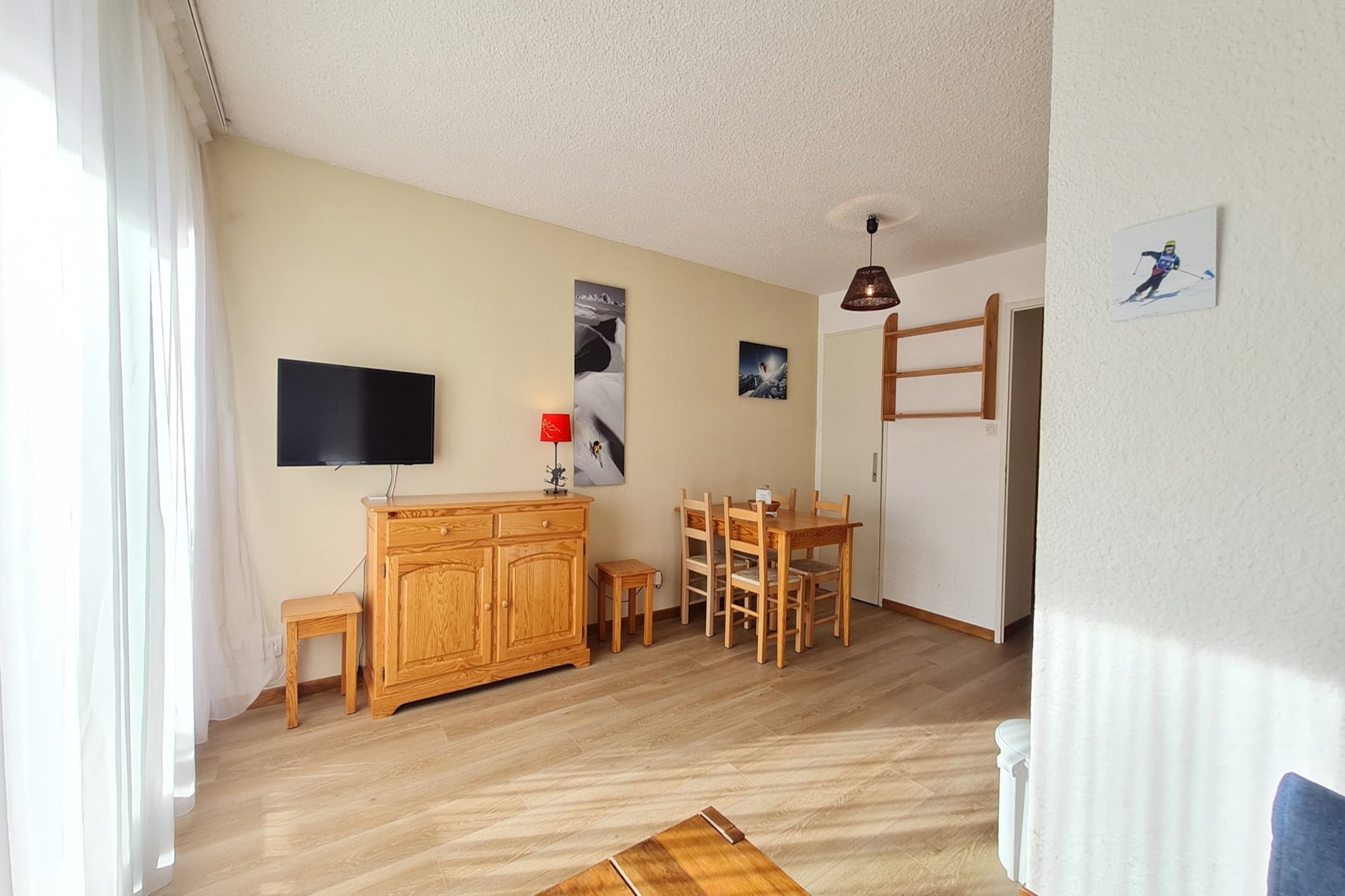 Alpine Comfort with Balcony