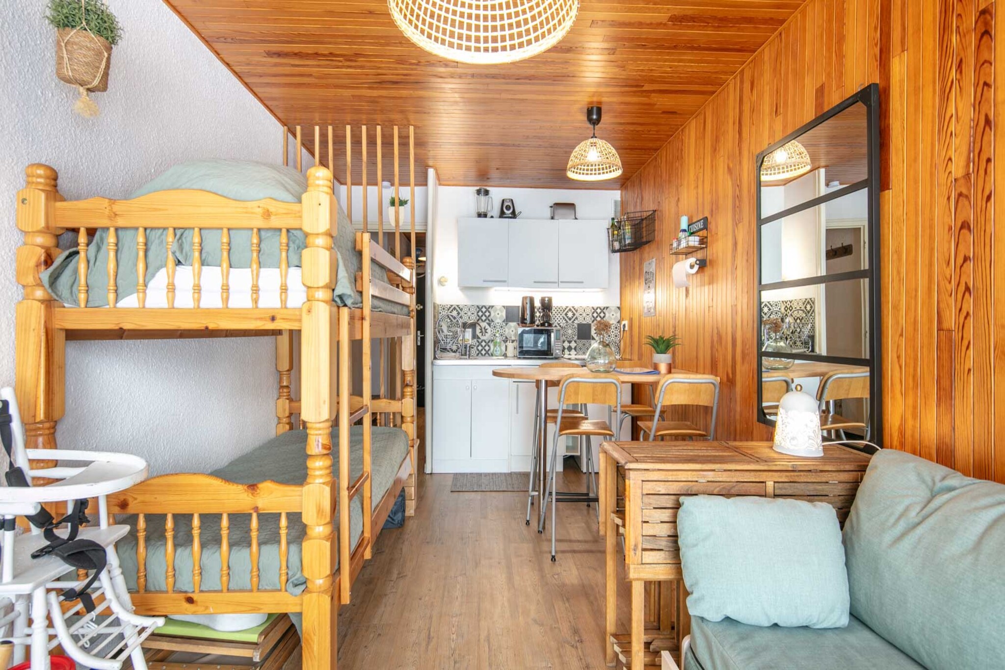 Peaceful Stay with Mountain View