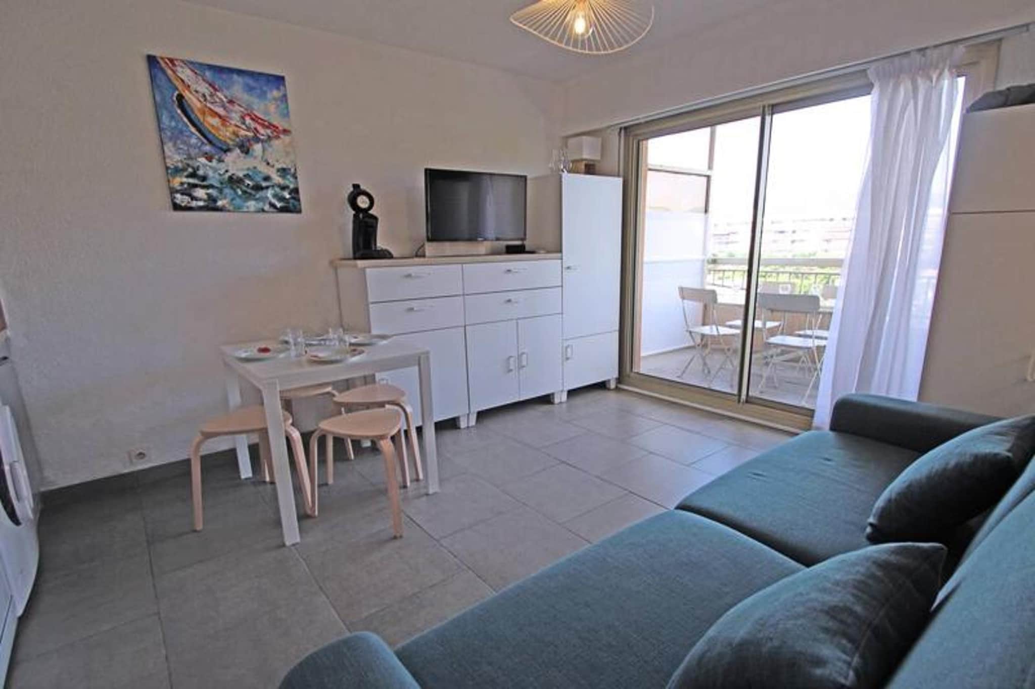 Santa Cruz Residence