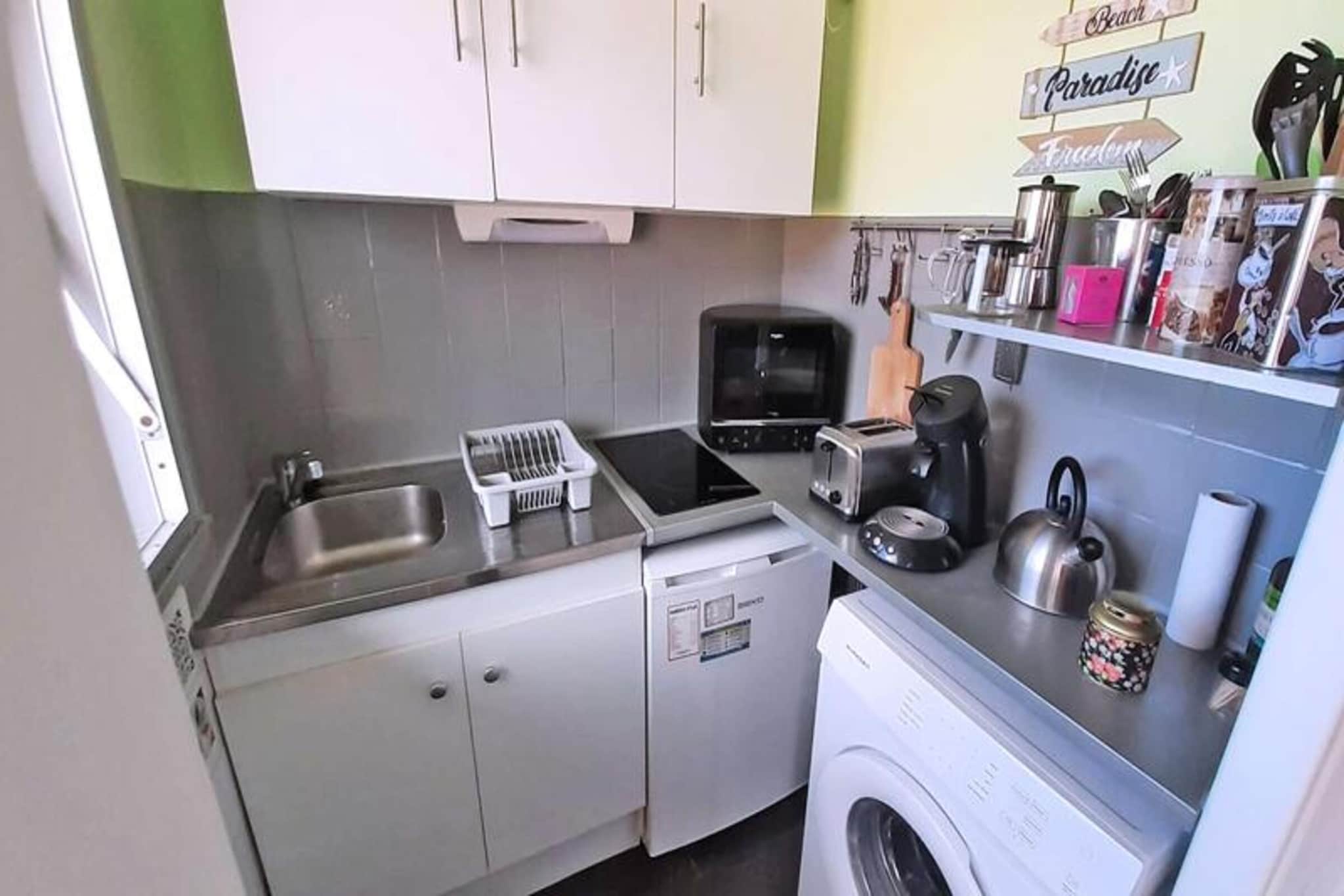 Résidence Le Grand Large-Kitchen