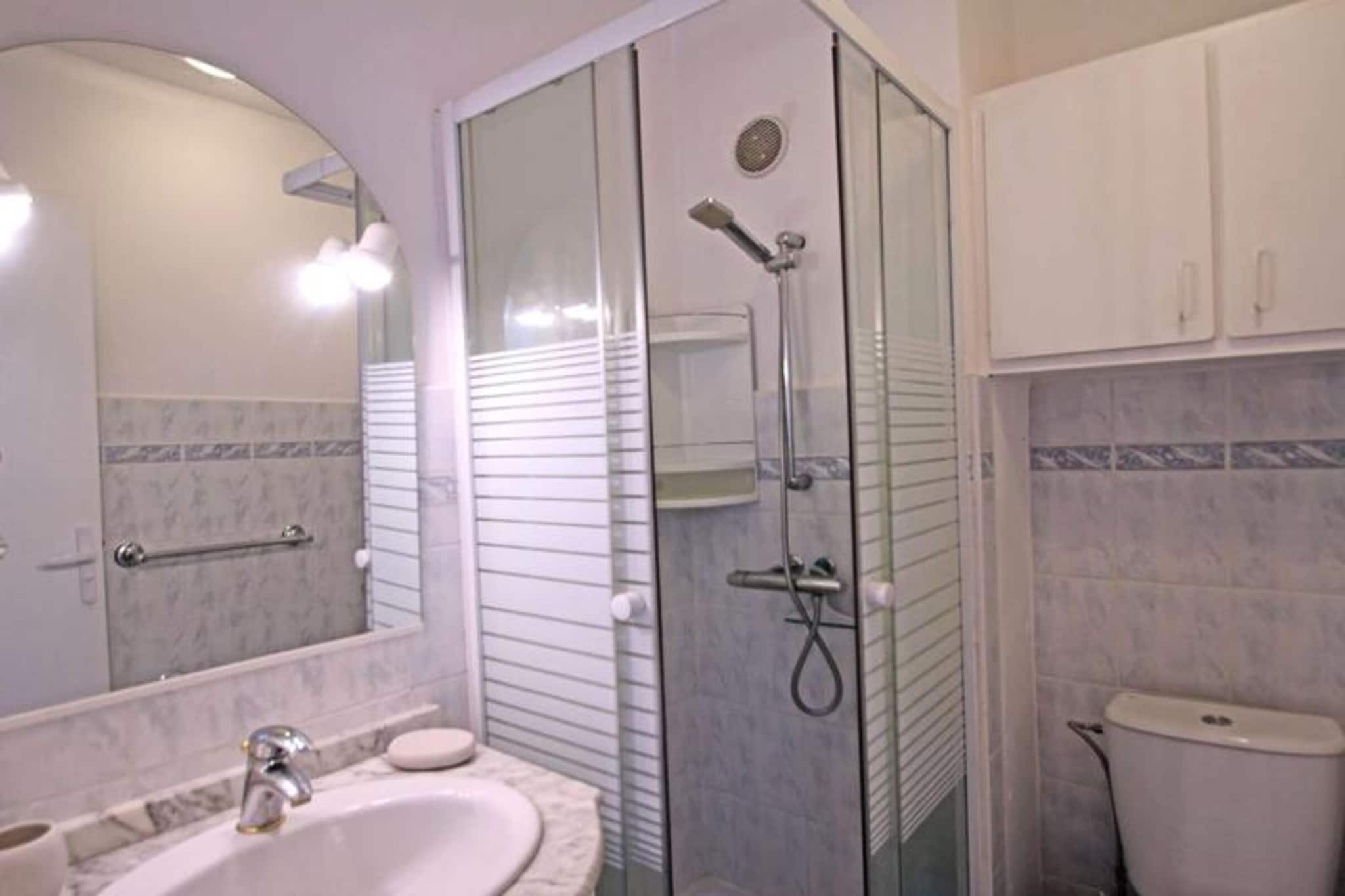 Résidence Le Grand Large-Bathroom