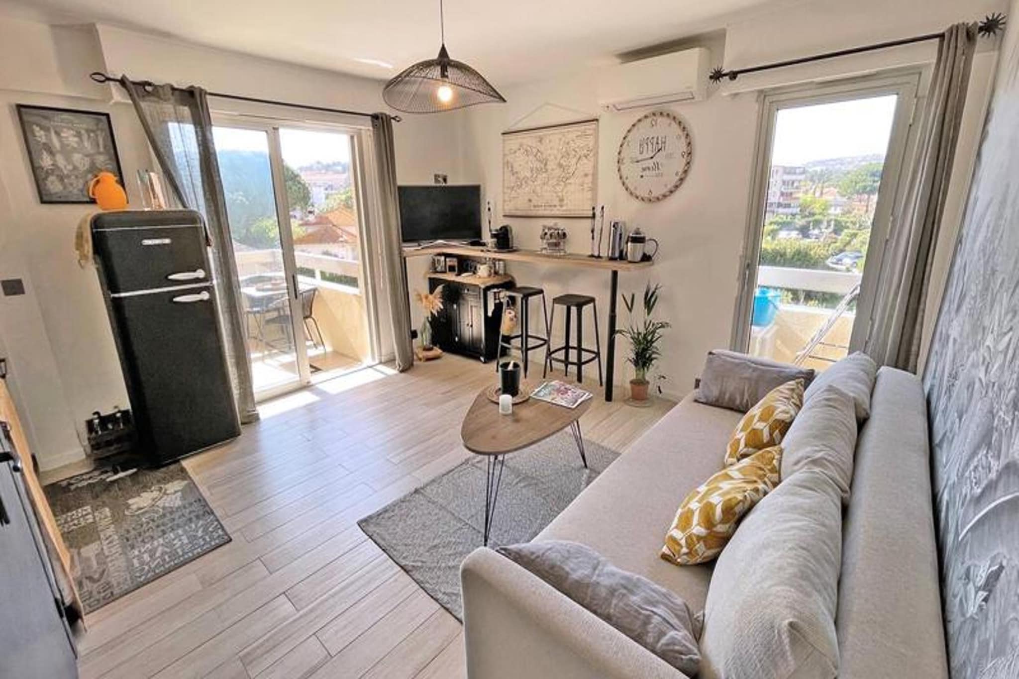 Studio for 2 People