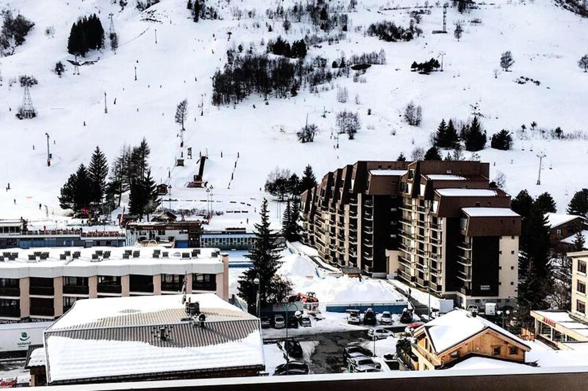 Apartment in Les Deux Alpes near Jandri Express