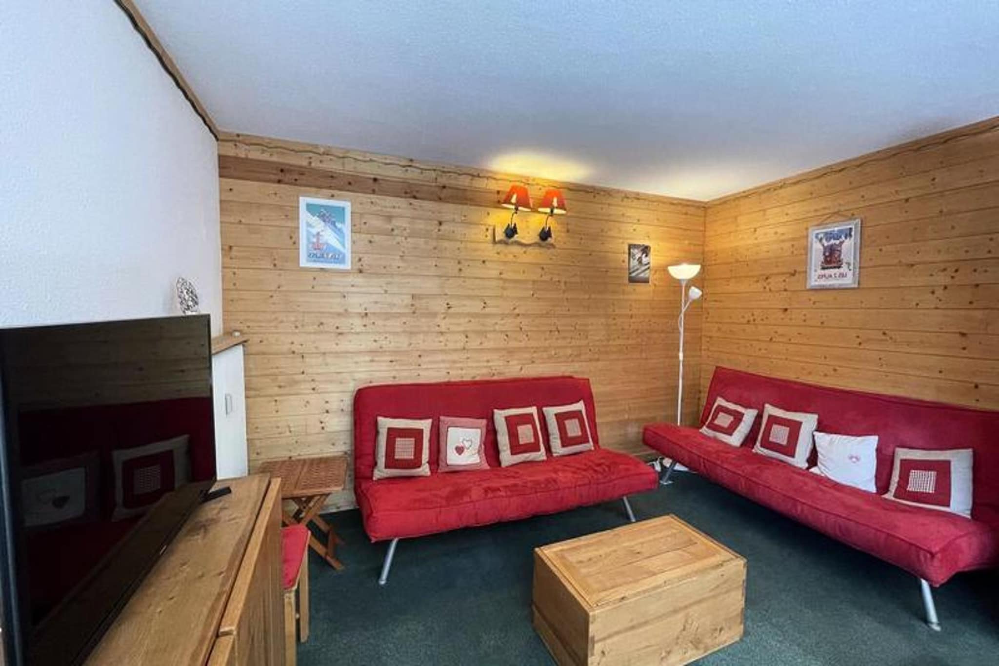 3 Rooms for 6 People