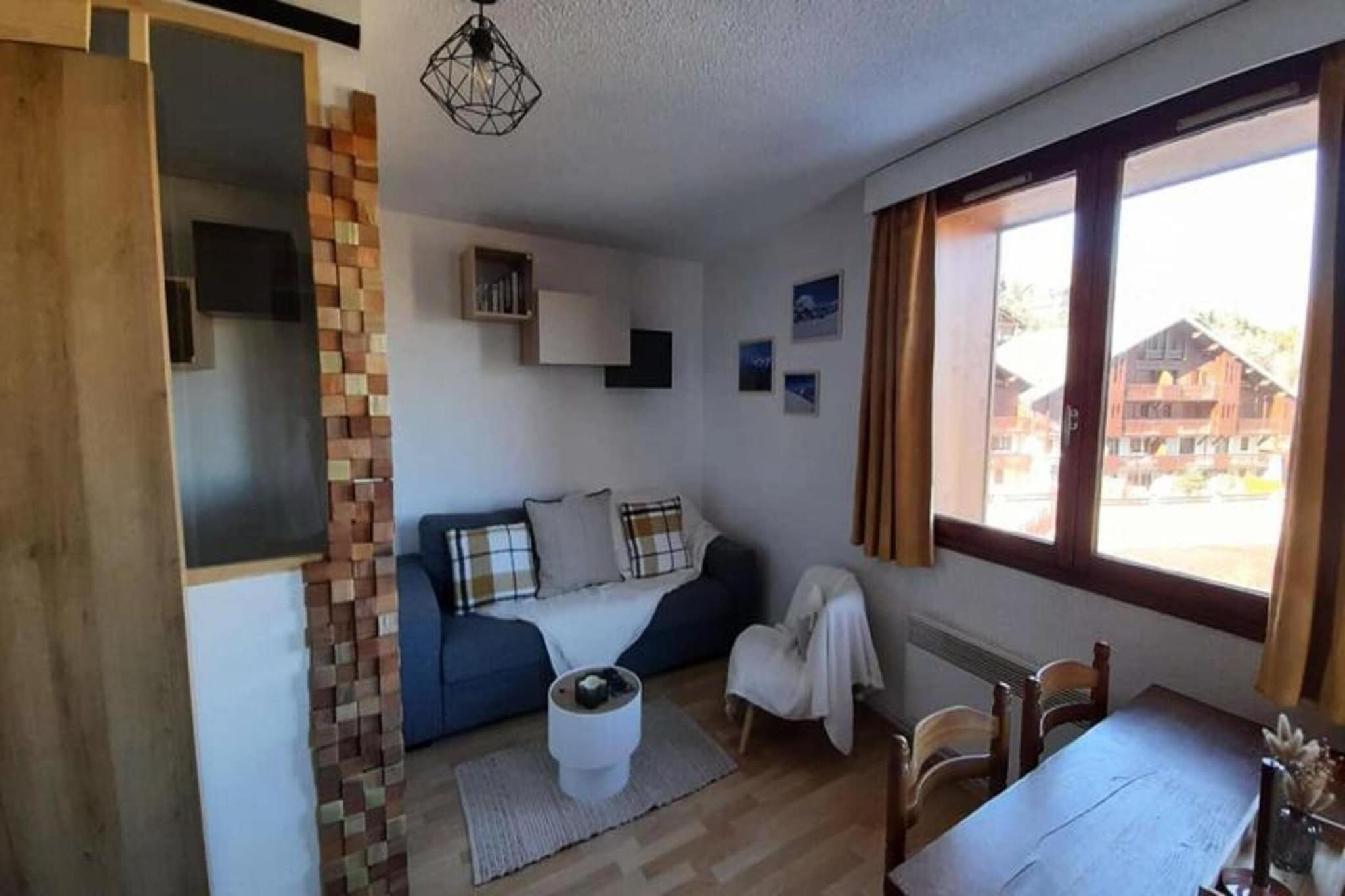 Apartment in Les Deux Alpes with Ski-In Access