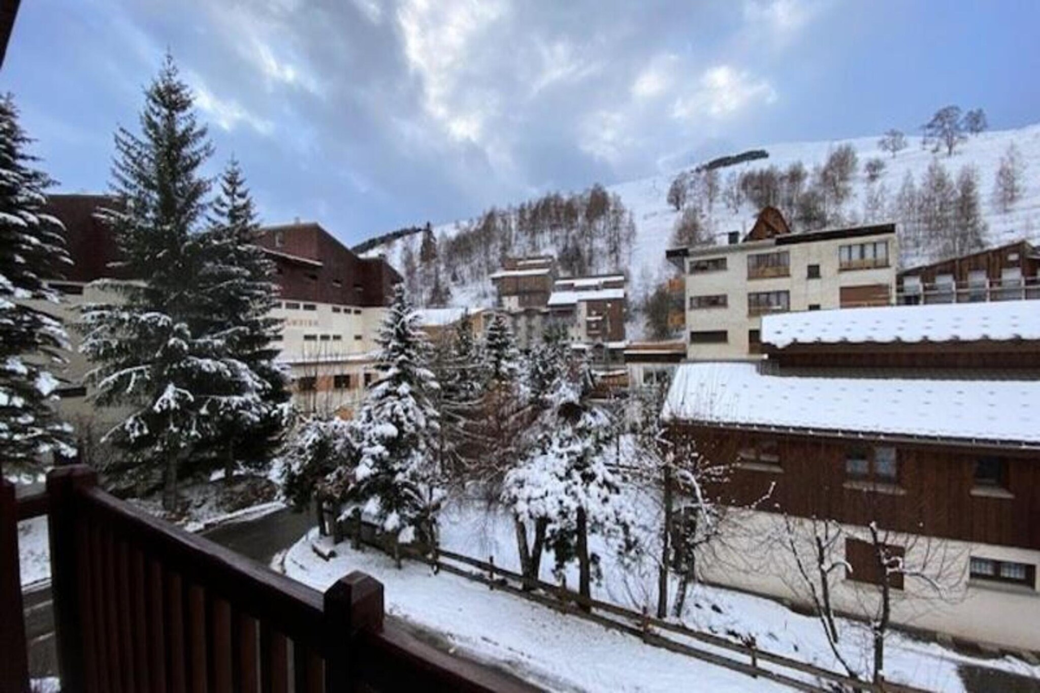 Apartment in French Alps near Belle Etoile Lift