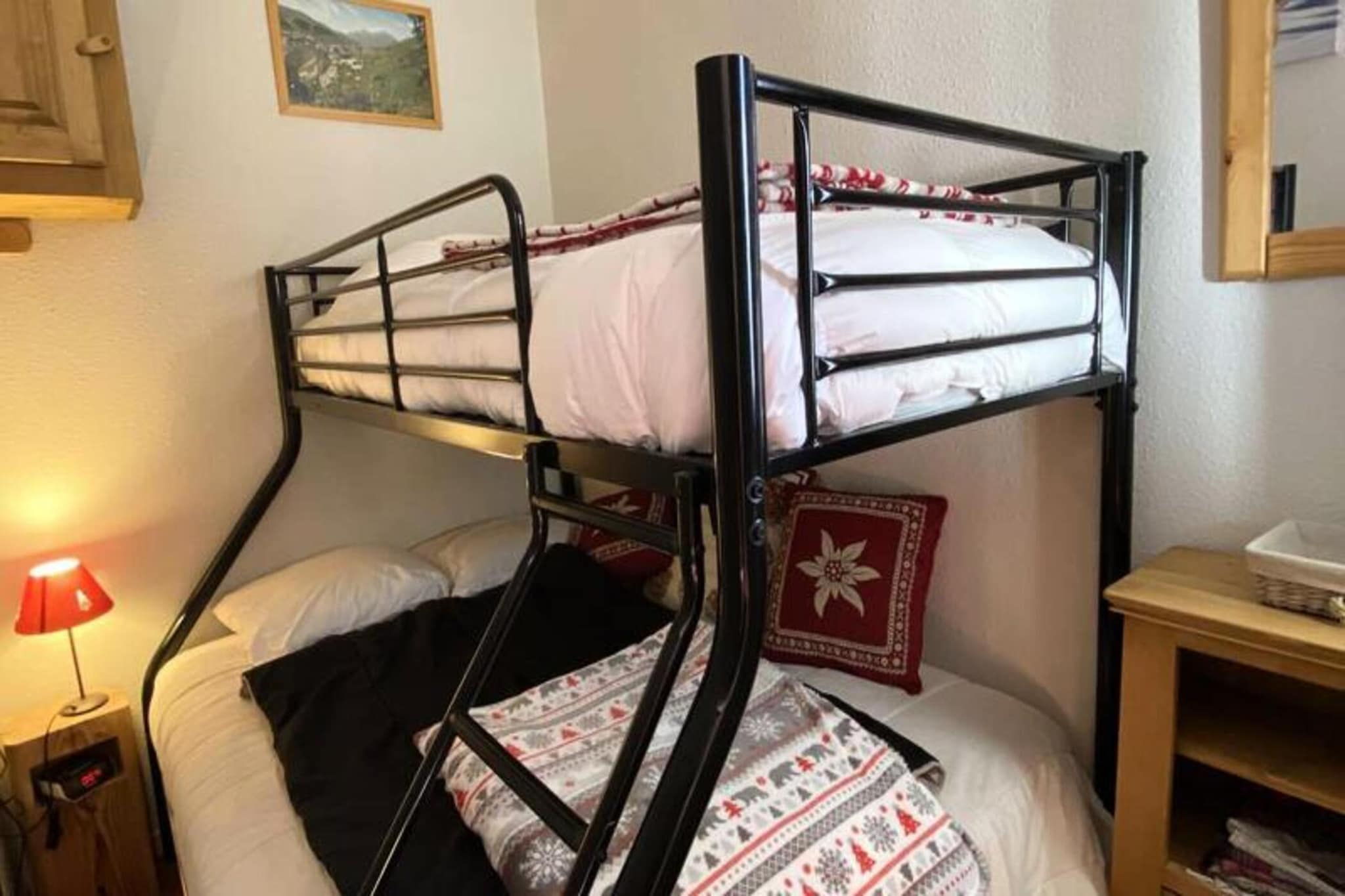 Apartment in Les 2 Alpes with Ski-In/Ski-Out