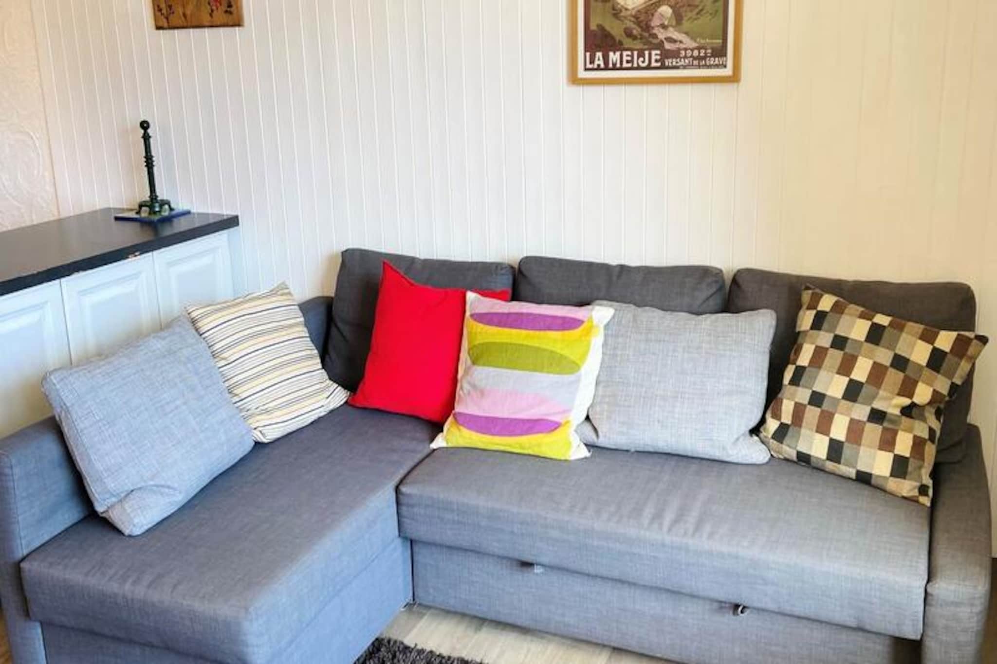 This spacious 60m² apartment on the 2nd floor is perfect for families or small groups. Situated in the picturesque Venosc area, it’s within walking distance of the Venosc cable car and local shops, making it a convenient location for both skiing and summer activities.
The south-east facing balcony offers stunning mountain views. Inside, the living room includes a sofa and television, along with a dining area. The bedroom provides a comfortable double bed, and the hallway includes two bunk beds (upper berth not recommended for children under six). The kitchen is well-equipped with three electric hobs, a microwave, fridge, dishwasher, and oven.
The bathroom has a shower, and a separate WC ensures convenience. Guests can store their ski equipment in the ski locker, and the apartment has electric shutters. Pets are not allowed. Linen and cleaning services can be requested separately.