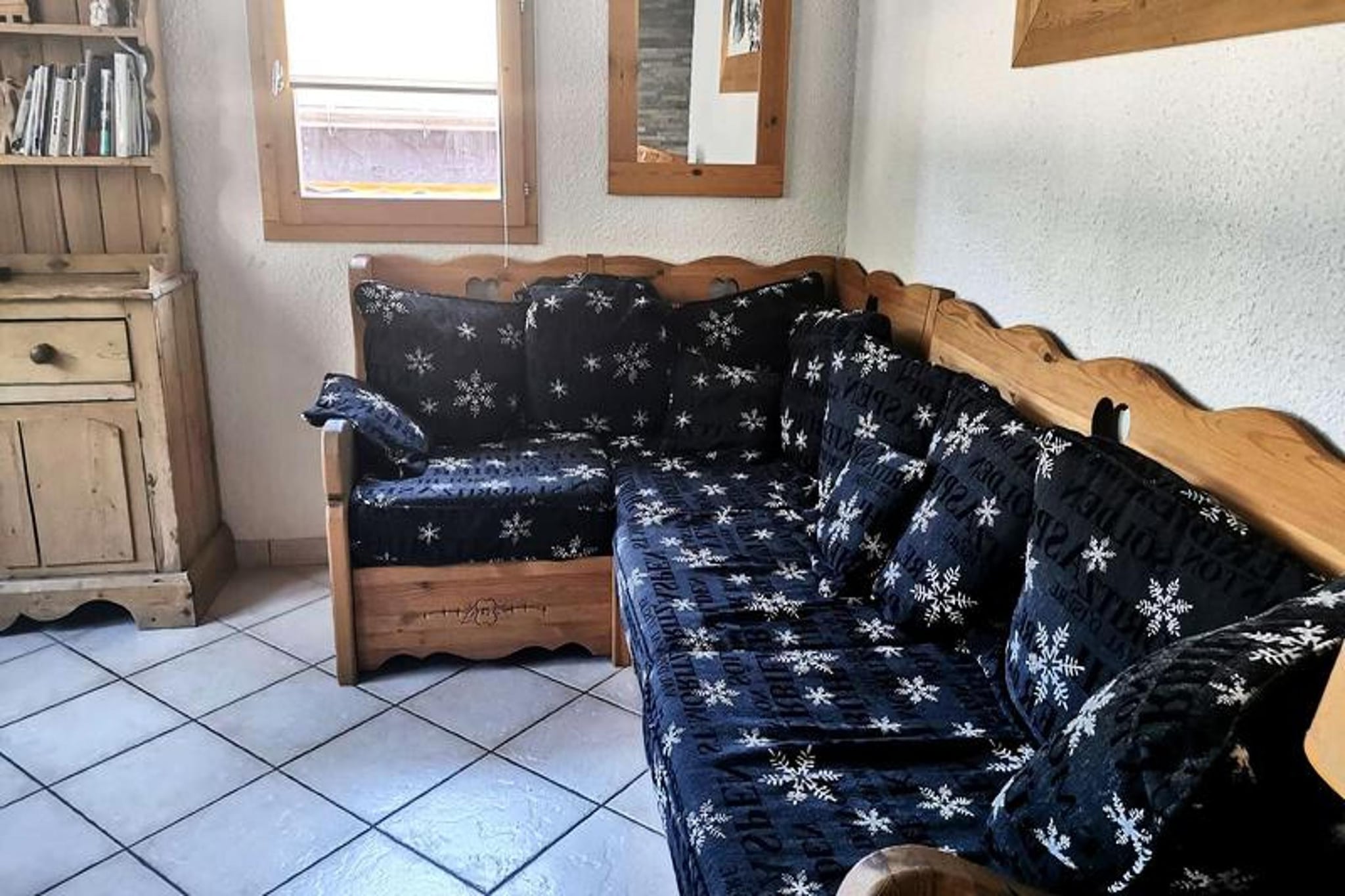 3 Rooms for 6 People