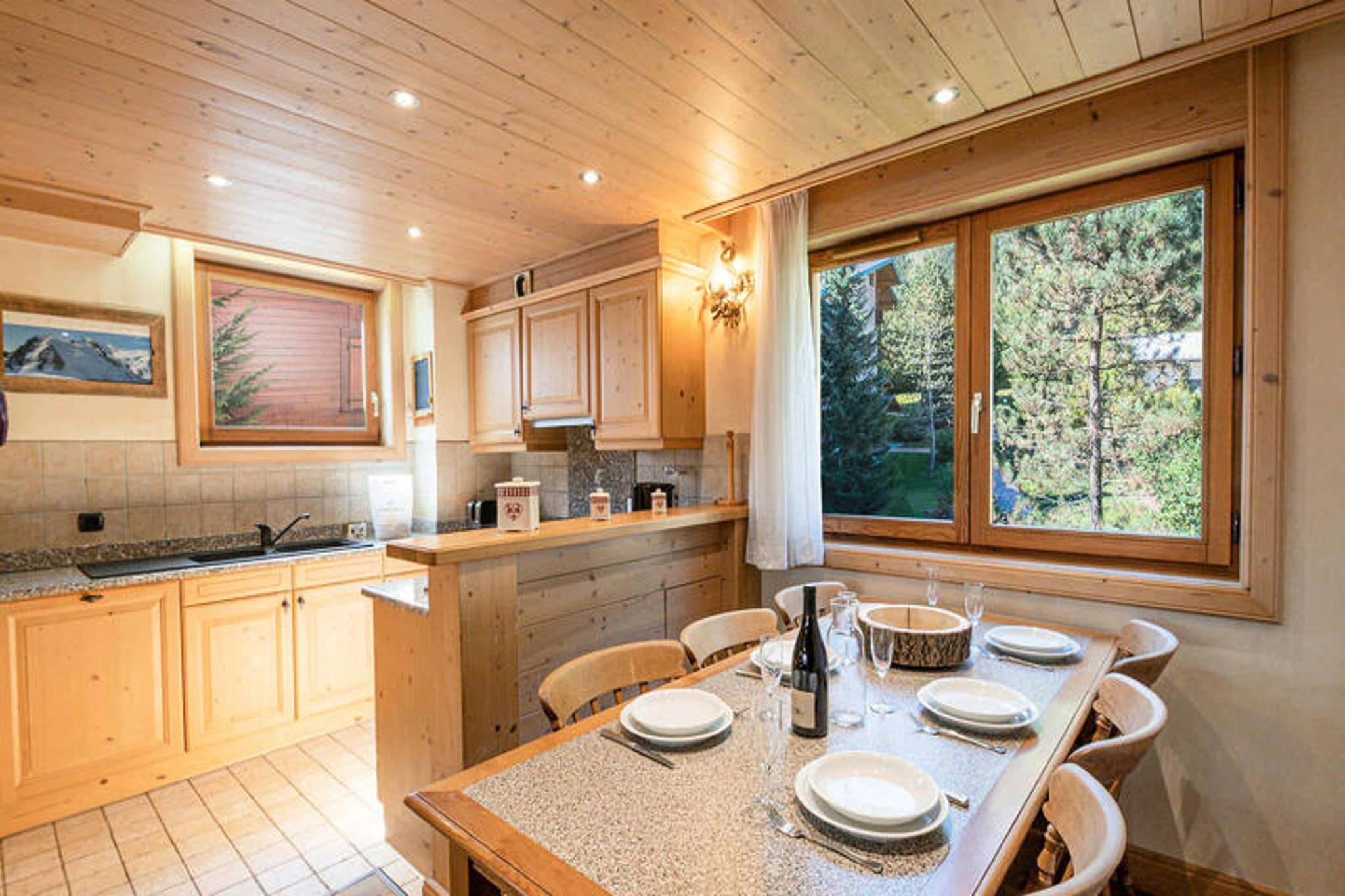 Chalets Du Savoy-Salle à manger