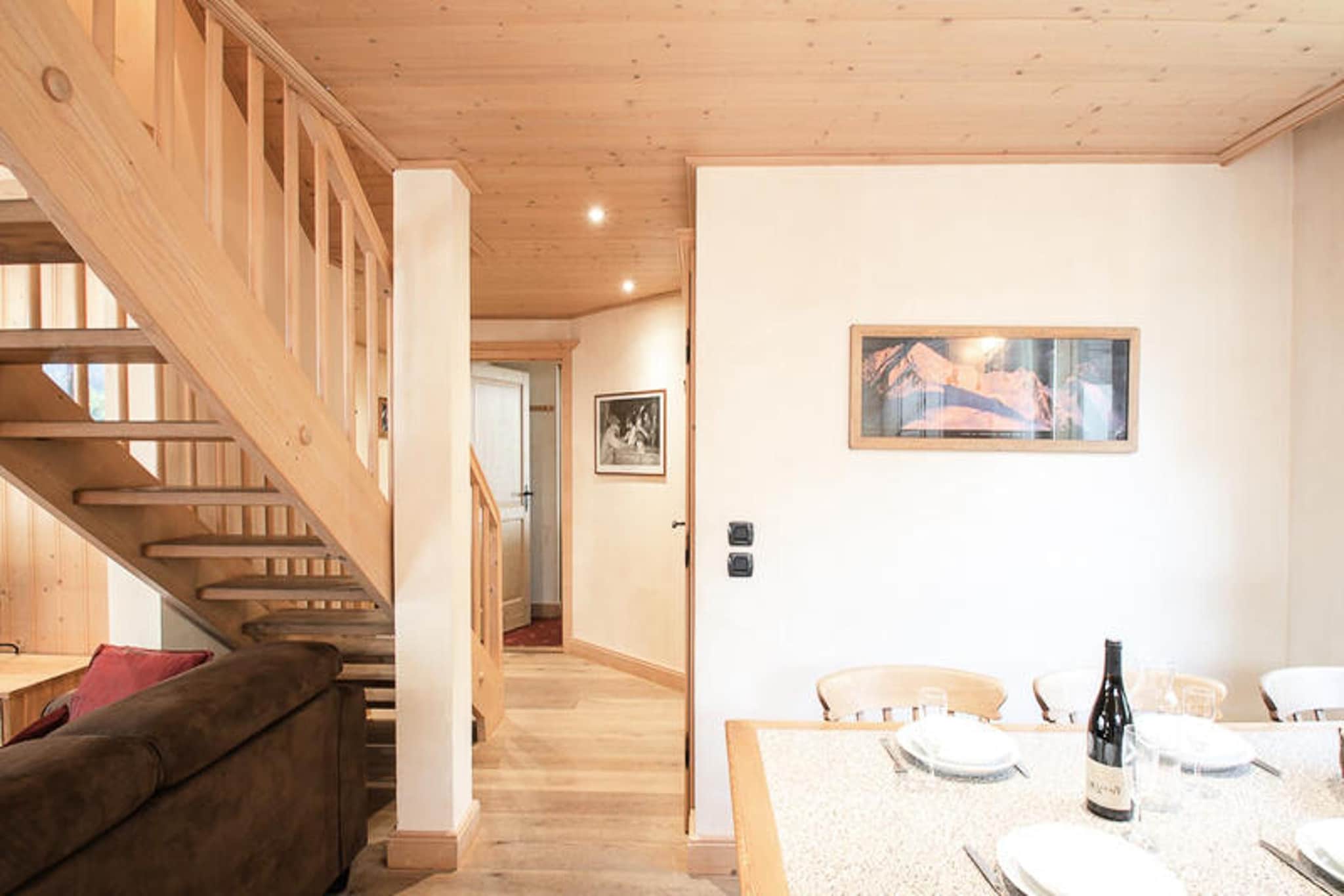 Chalets Du Savoy-Salle à manger