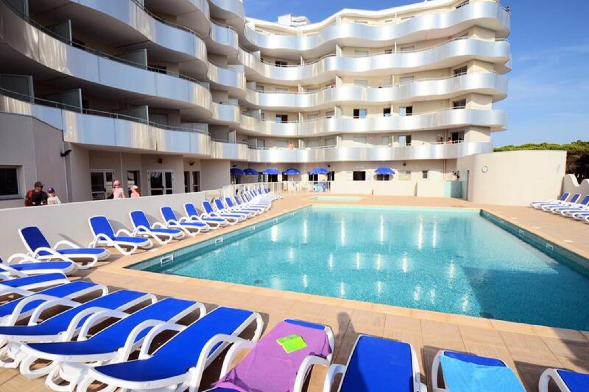 3 Rooms 6/7 People Sea Side