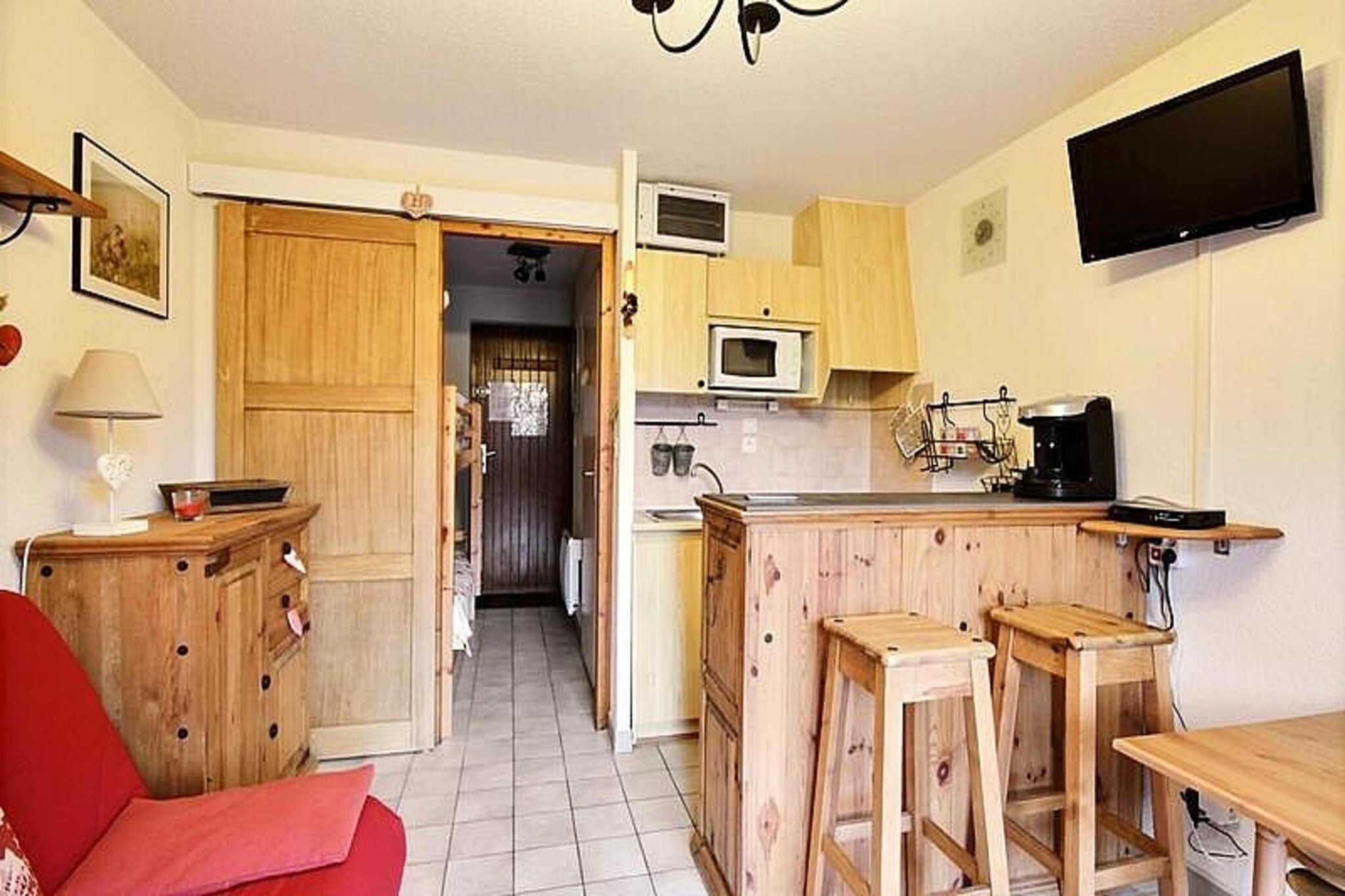 Apartment at Foot of Slopes