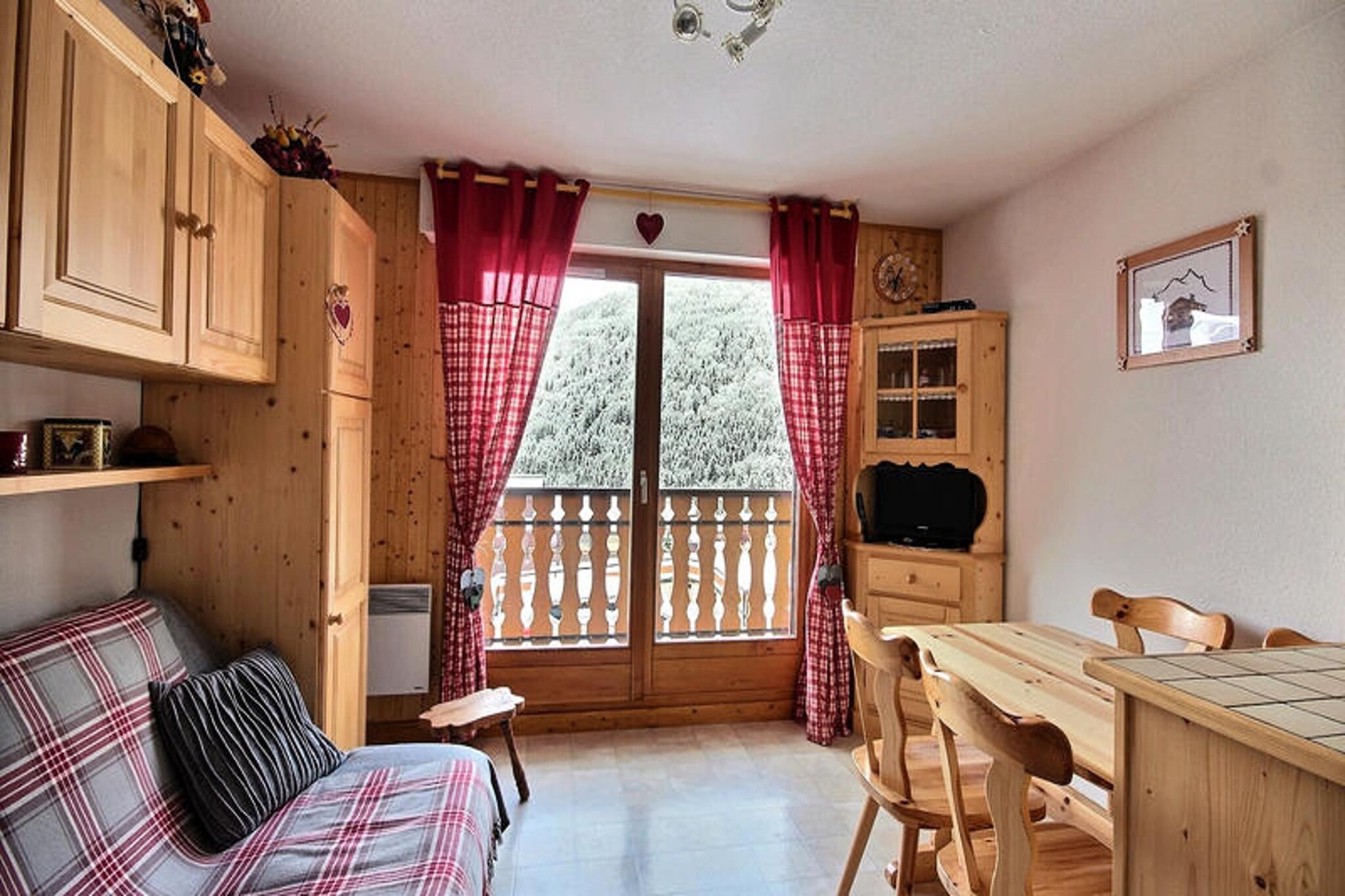 Pet-friendly apartment near ski lift