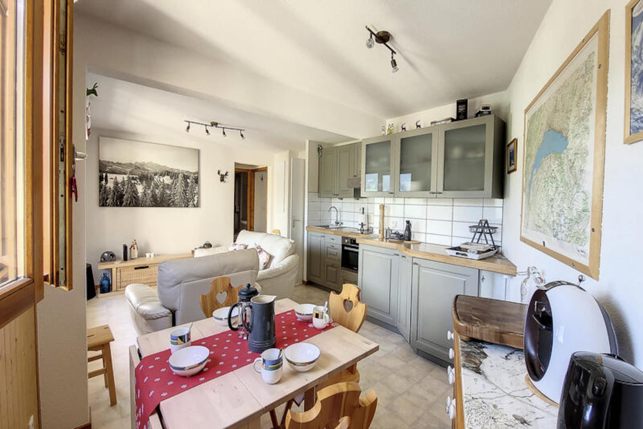 Pet-friendly apartment near Alps