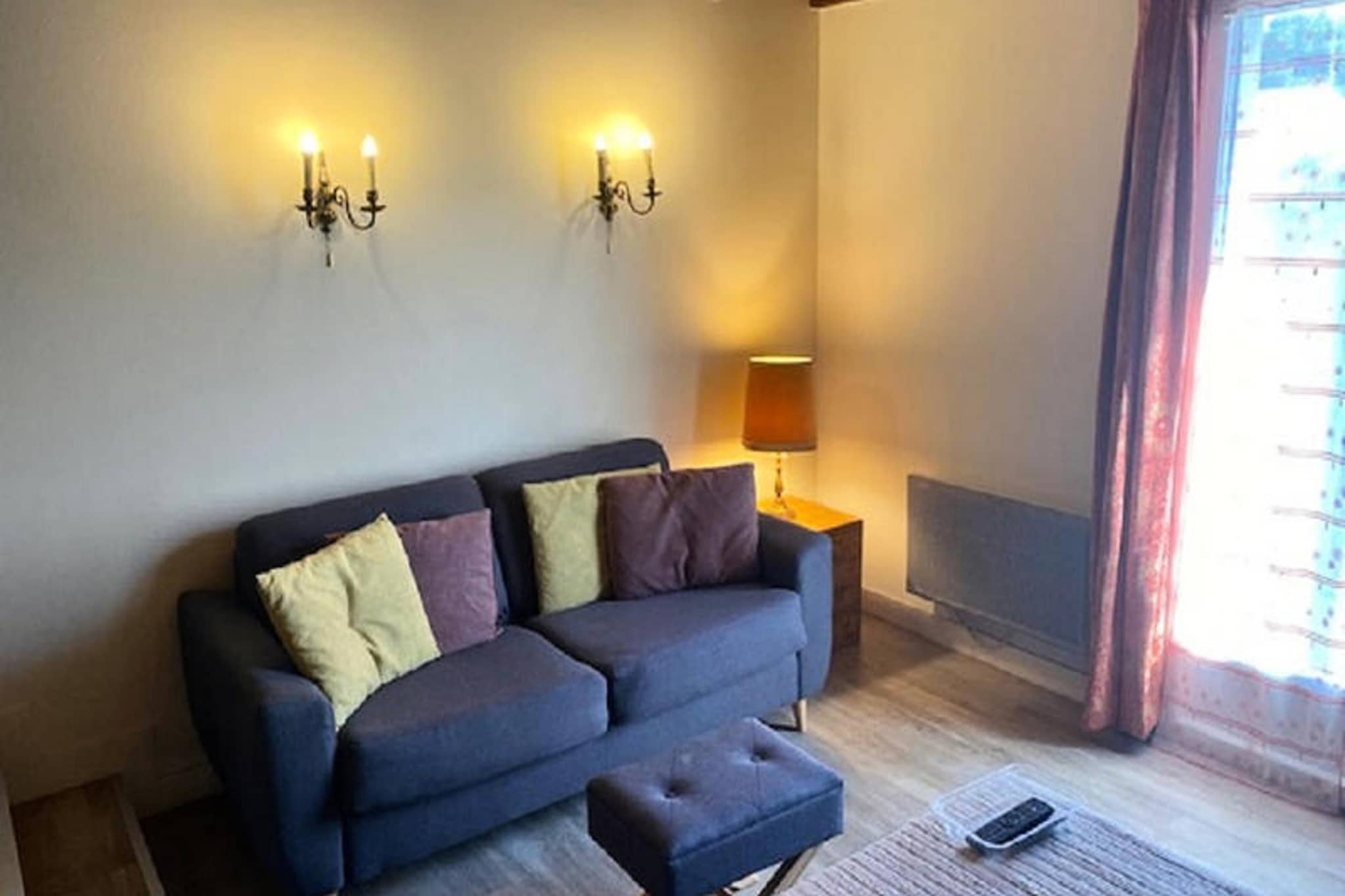 This delightful holiday home, located just 10 minutes on foot from the town center of Sion sur L'Océan and the beach, offers a comfortable stay for up to 6 people. The property features two spacious bedrooms: one with either two 80x200 beds or a 160x200 bed, and another with a 140x200 double bed or two 70x190 beds. The living room includes a sofa, flat-screen TV, and a rapido sofa bed (140 cm) for added flexibility. The home is pet-friendly, allowing you to bring your furry companions along for the stay.
Situated in the heart of the Sion sur L'Océan district, the property is ideally located for exploring the area. The beach is just a short stroll away, perfect for sunbathing or enjoying seaside activities. Local cafés, restaurants, and shops are within walking distance, offering a taste of the local culture. The nearby markets provide fresh produce, making it easy to enjoy local delicacies during your stay.
Inside, the house is equipped with modern amenities for a comfortable and convenient stay. The fully renovated kitchen includes a fridge/freezer, electric oven, induction hob, microwave, and dishwasher. The newly fitted bathroom offers a walk-in shower, corner bath, and sink. A separate WC adds extra convenience. The house also features a bicycle garage, washer-dryer, and a private terrace with garden furniture and a built-in barbecue. Free Wi-Fi is available throughout the property, and electric car charging is available upon request.