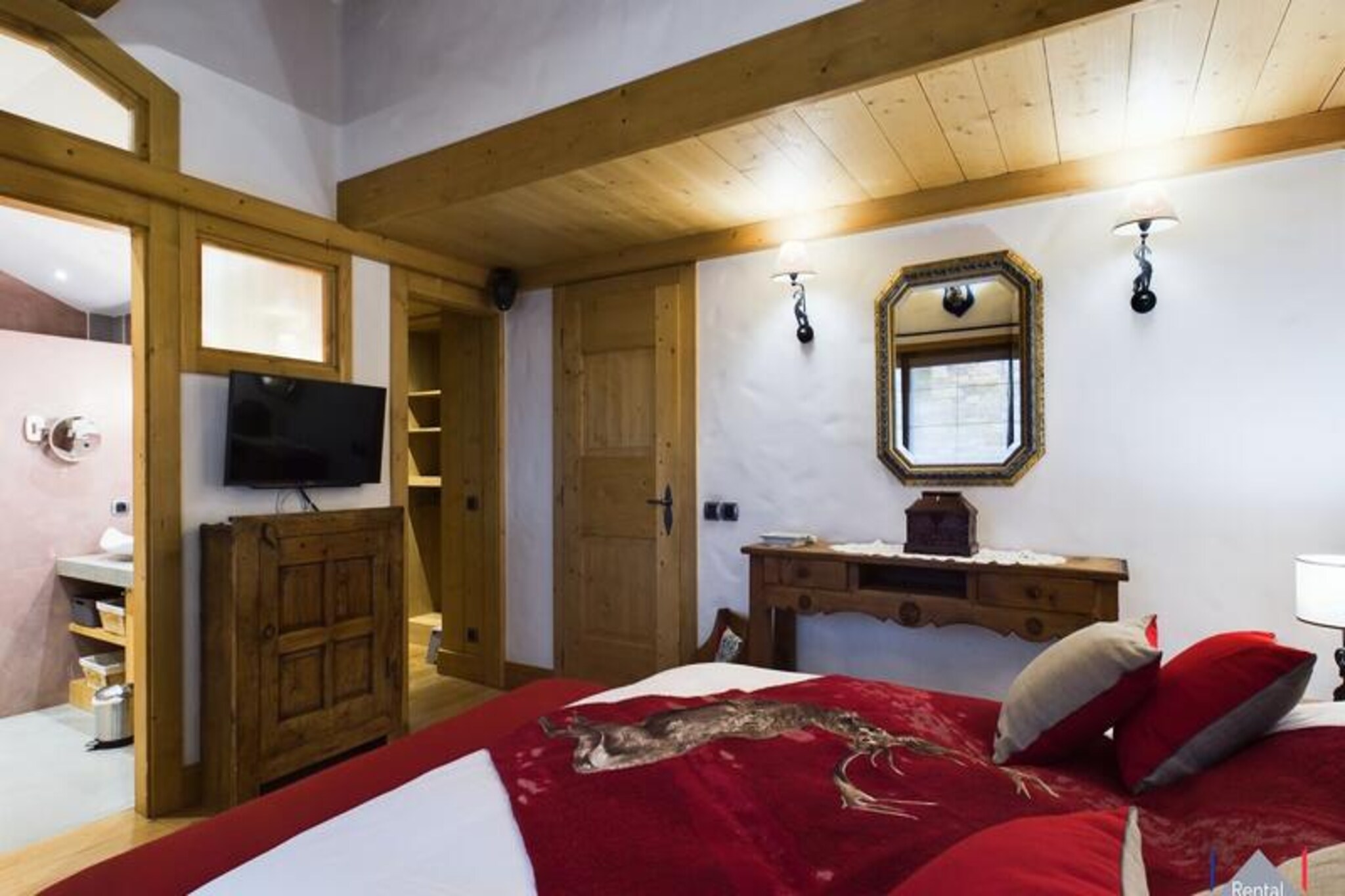 5 Rooms for 6 People