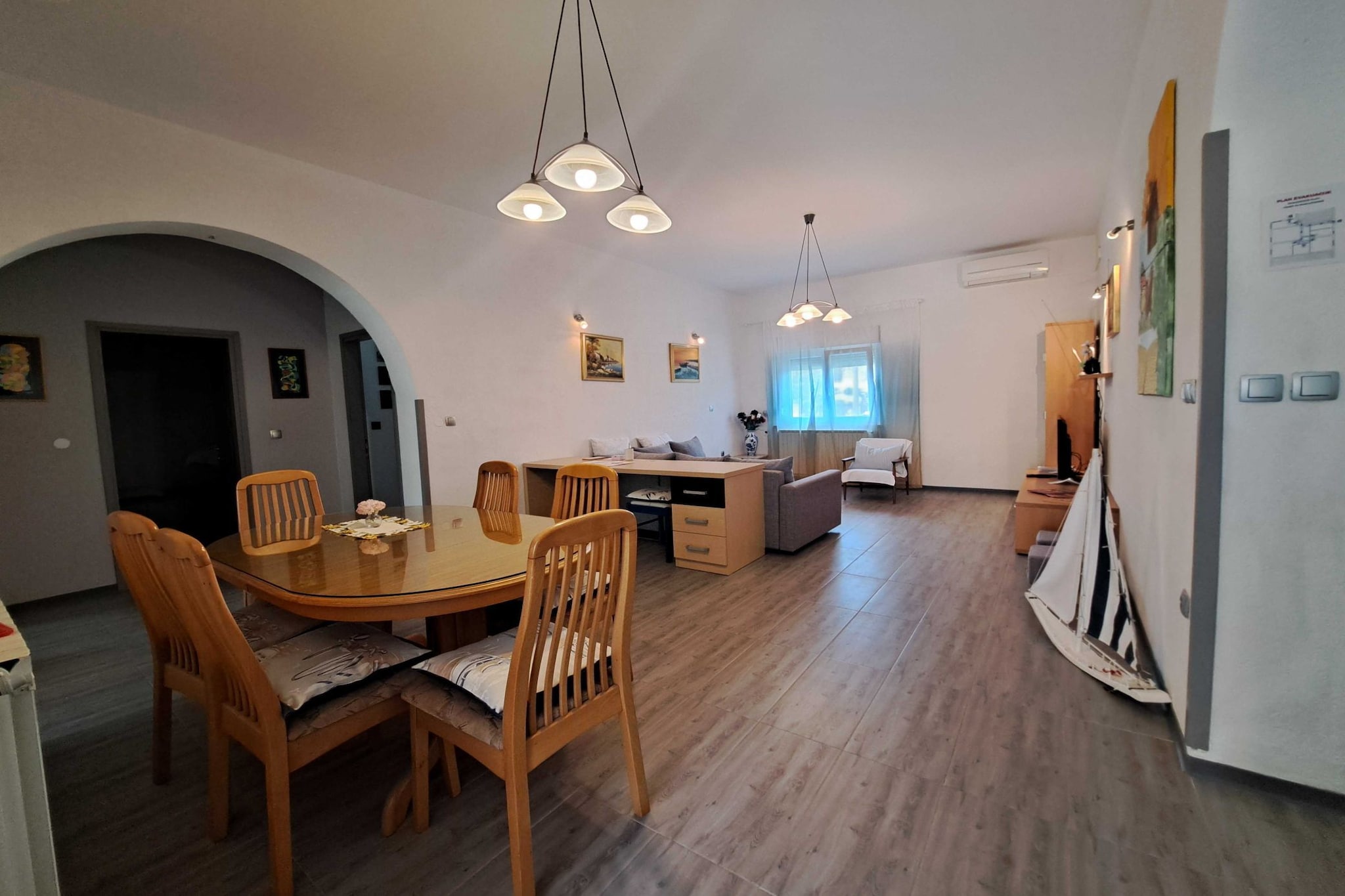 Spacious Urban Retreat Apartment with Terrace - Two Bedroom Apartment with Terrace