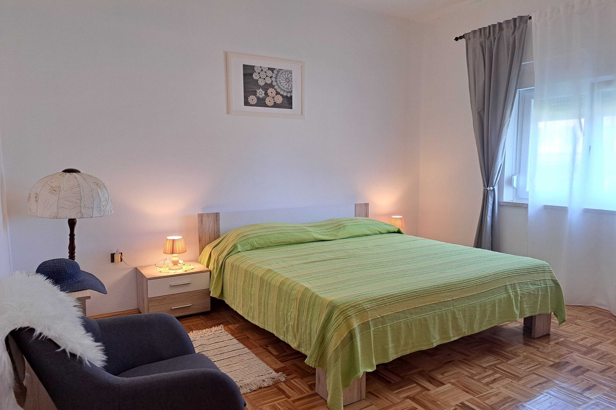 Spacious Urban Retreat Apartment with Terrace - Two Bedroom Apartment with Terrace-Bedroom