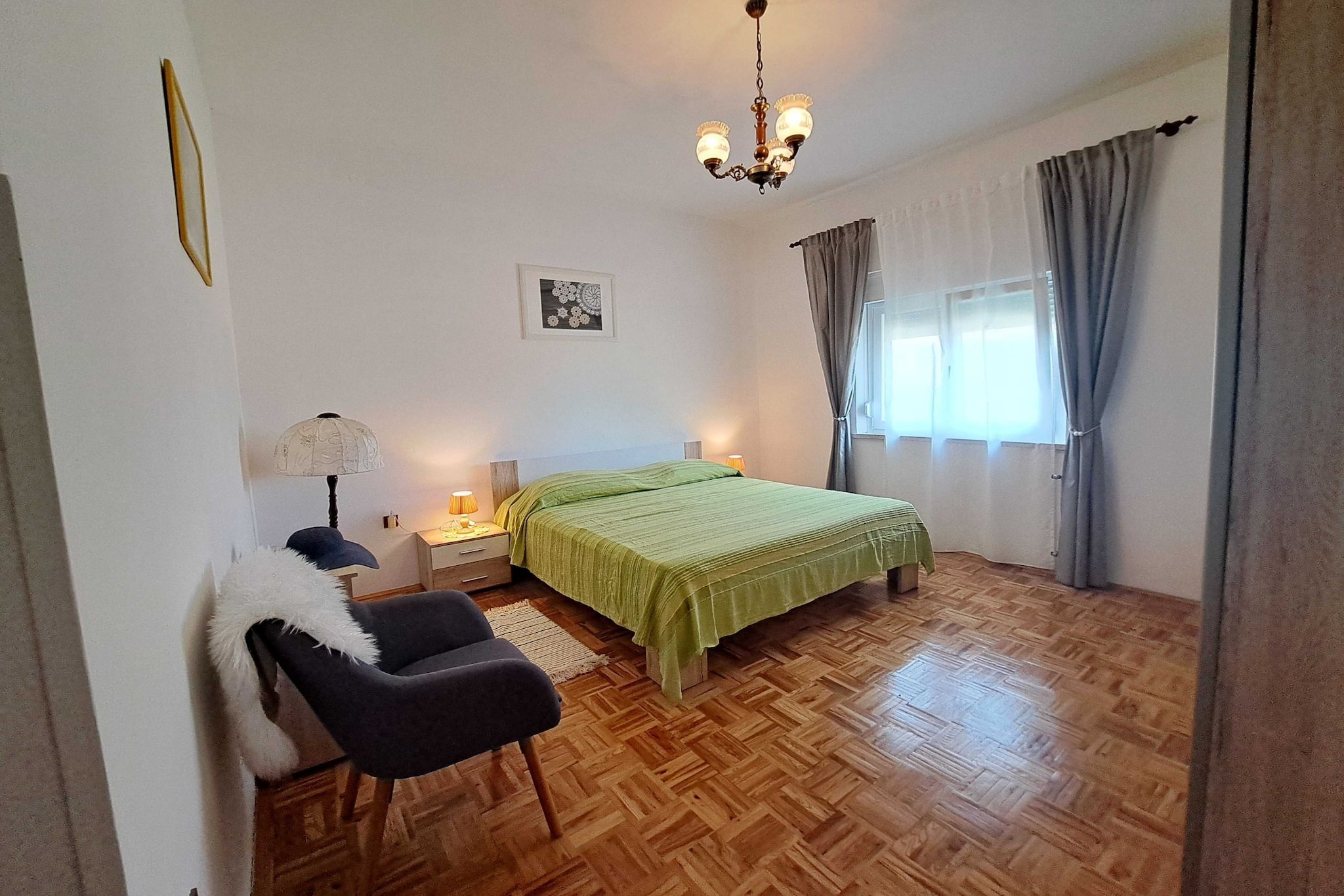 Spacious Urban Retreat Apartment with Terrace - Two Bedroom Apartment with Terrace-Bedroom