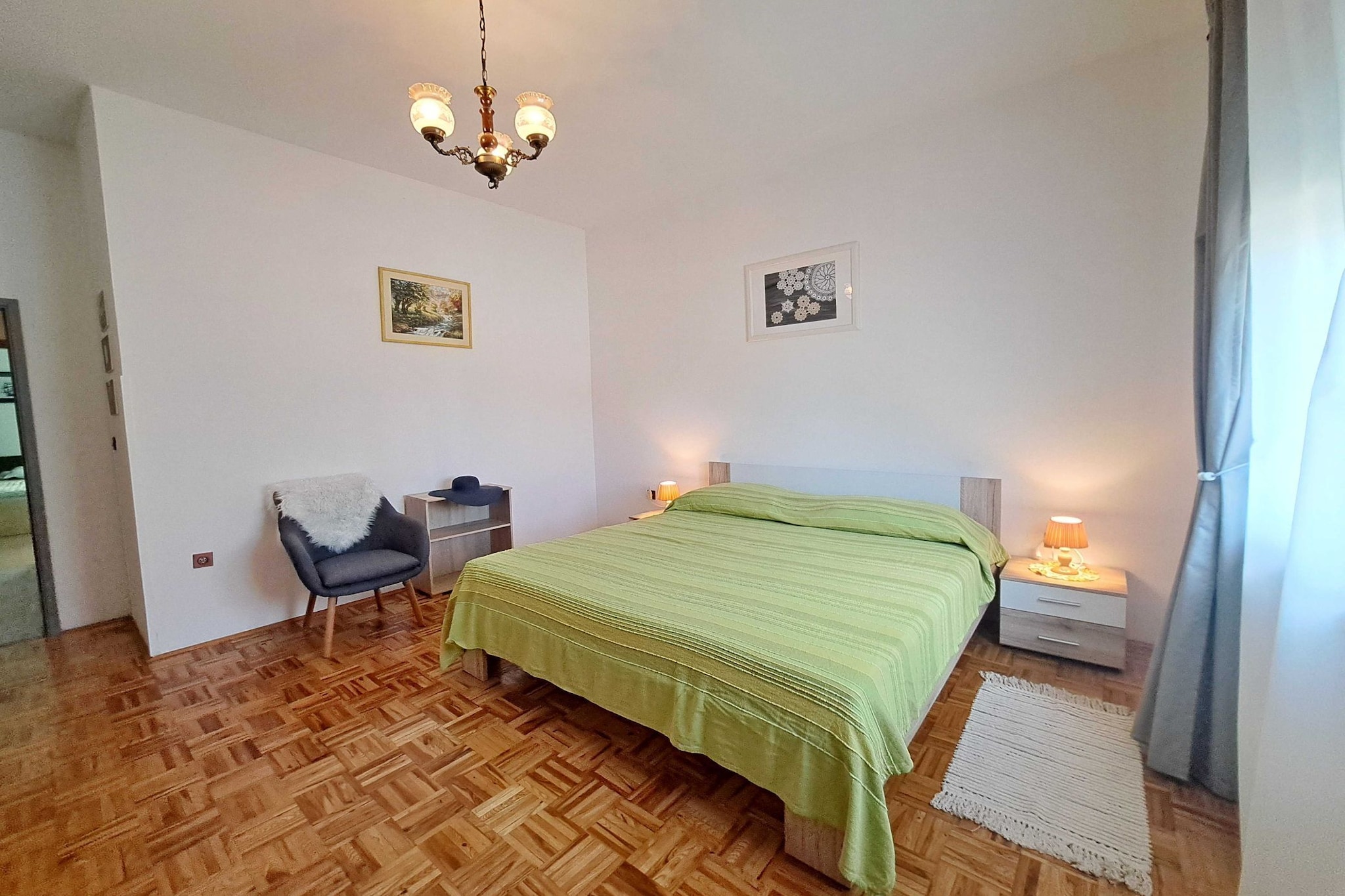 Spacious Urban Retreat Apartment with Terrace - Two Bedroom Apartment with Terrace-Bedroom