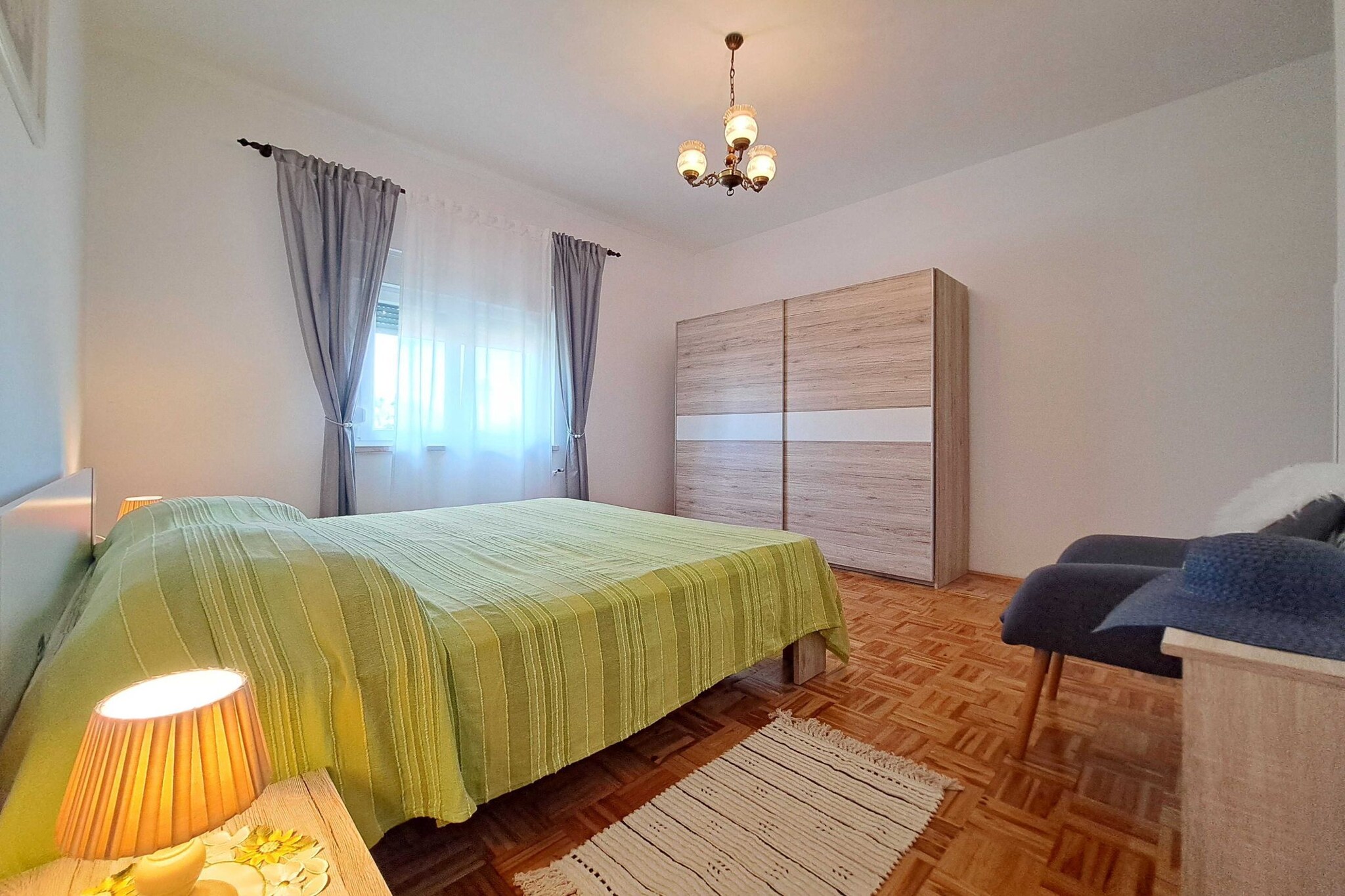 Spacious Urban Retreat Apartment with Terrace - Two Bedroom Apartment with Terrace-Bedroom