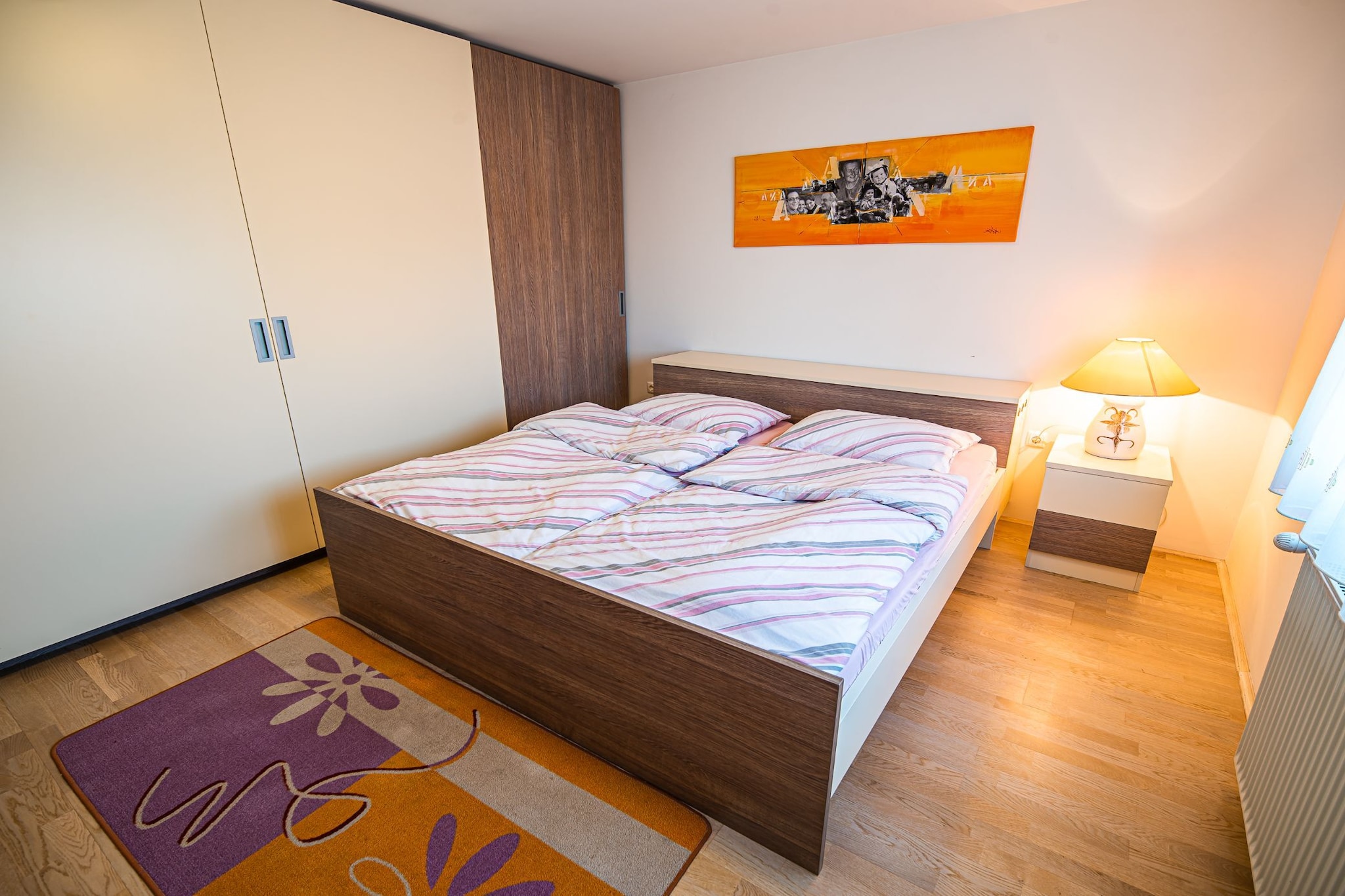 Relaxing Retreat with Hot Tub in Sevnica - Three Bedroom Apartment-Slaapkamer