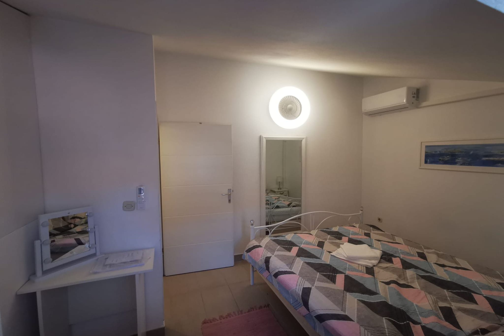 Sea View Holiday Home Umag - Three Bedroom Holiday Home-Slaapkamer