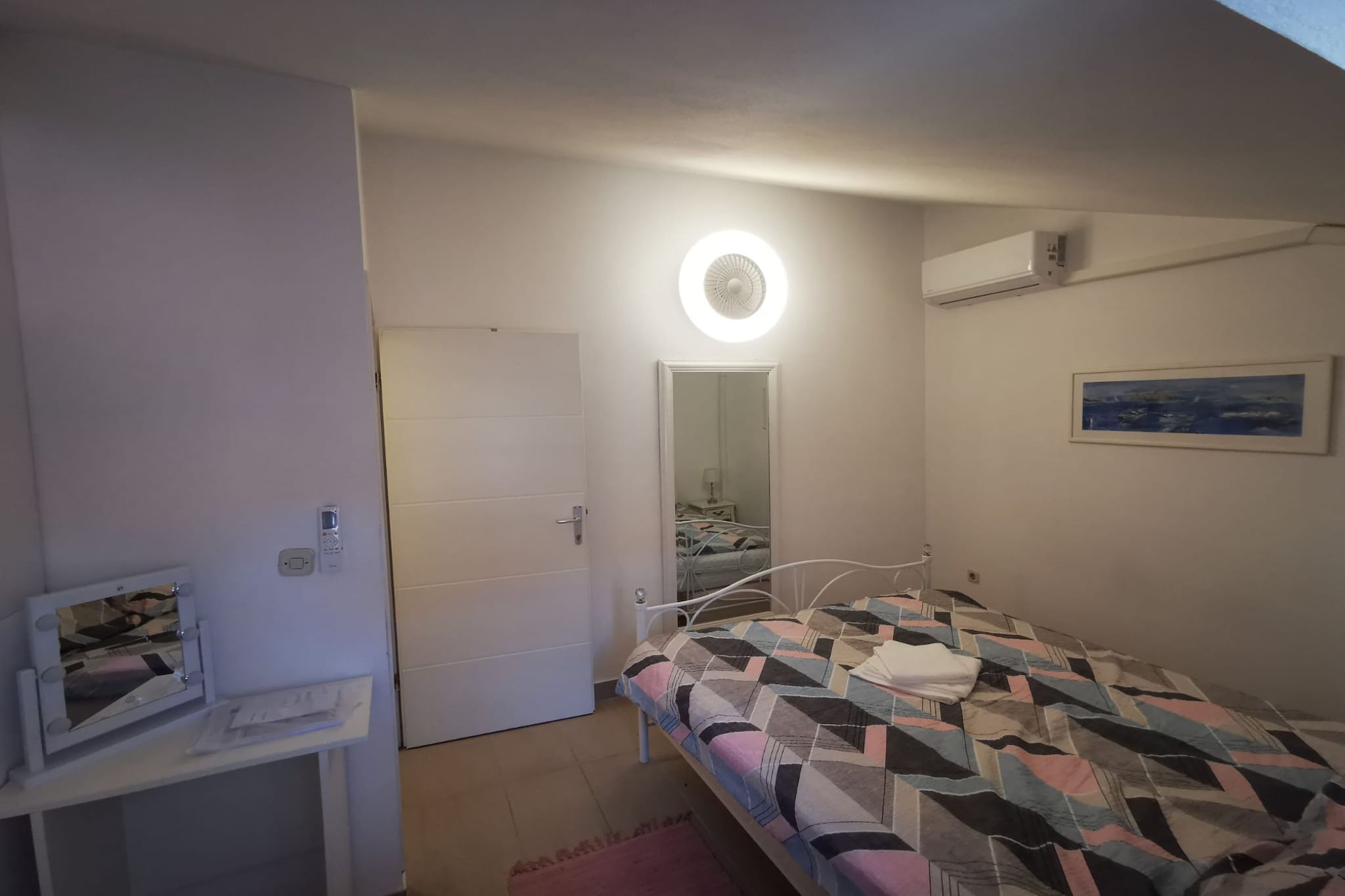 Sea View Holiday Home Umag - Three Bedroom Holiday Home-Slaapkamer