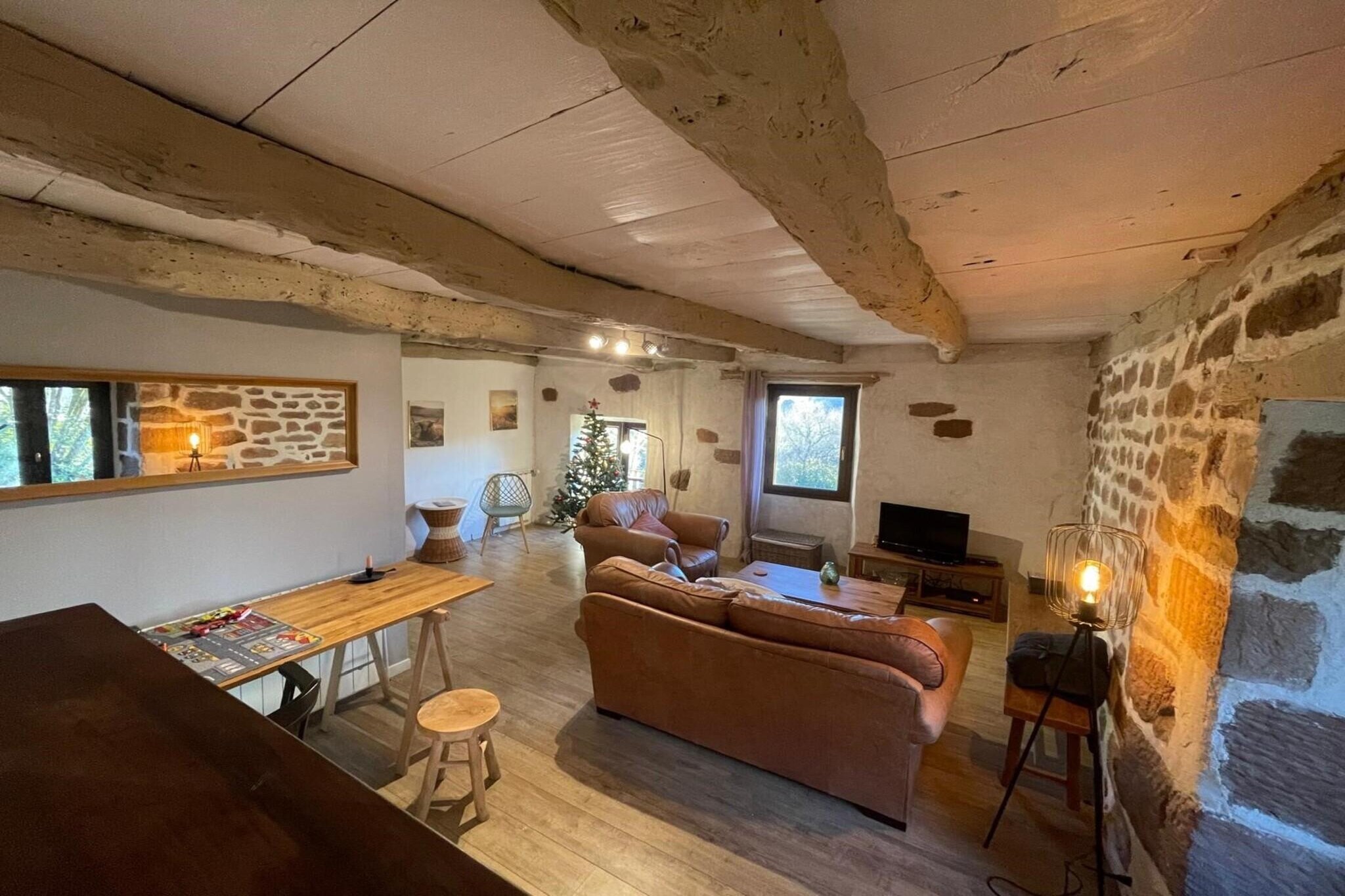 Gîte chaleureux en Corrèze - Salon