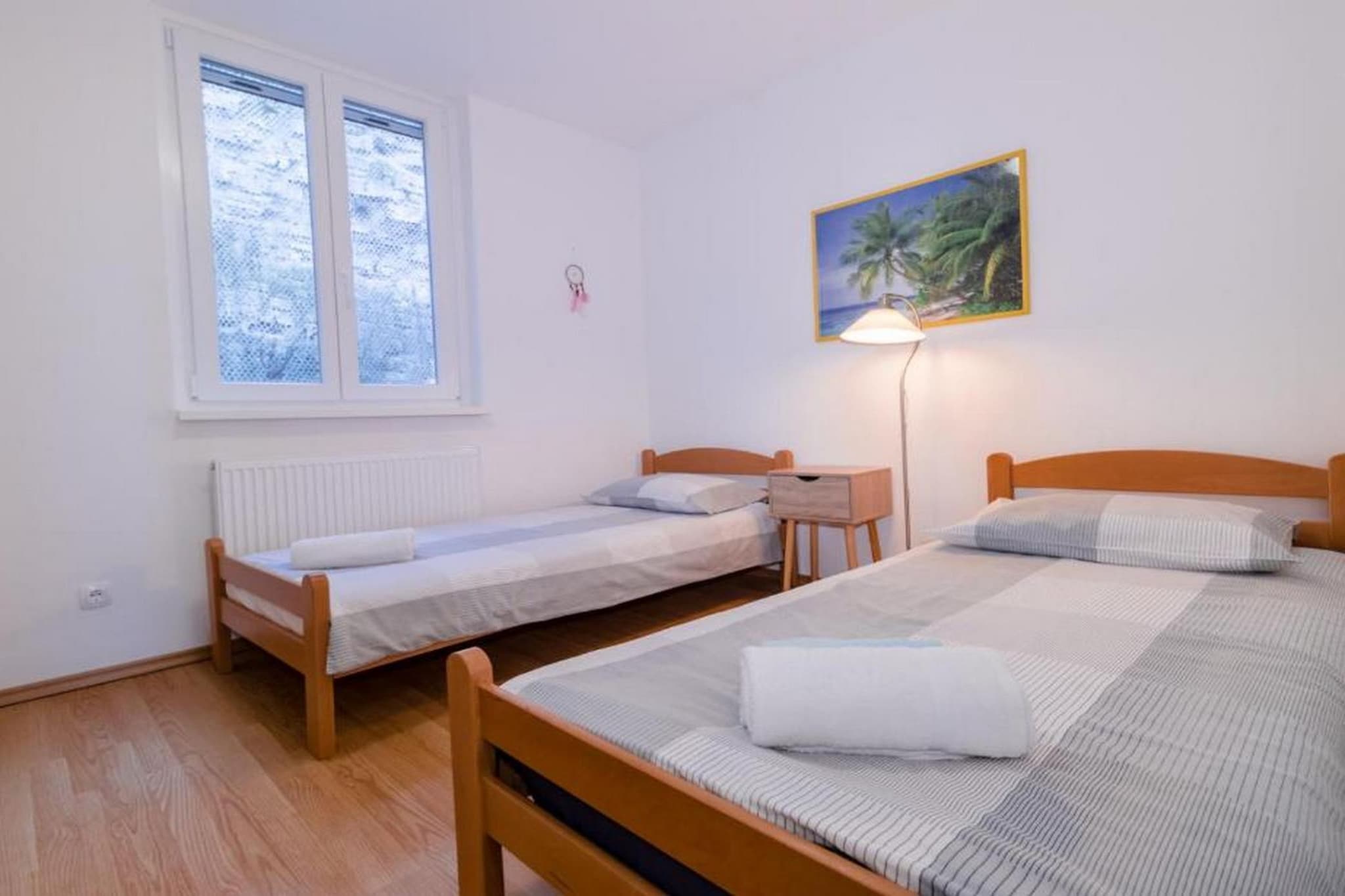 Modern and Spacious Piran Downtown Apartment with Balcony and Sea View - Two Bedroom Apartment with Balcony and Sea View-Slaapkamer