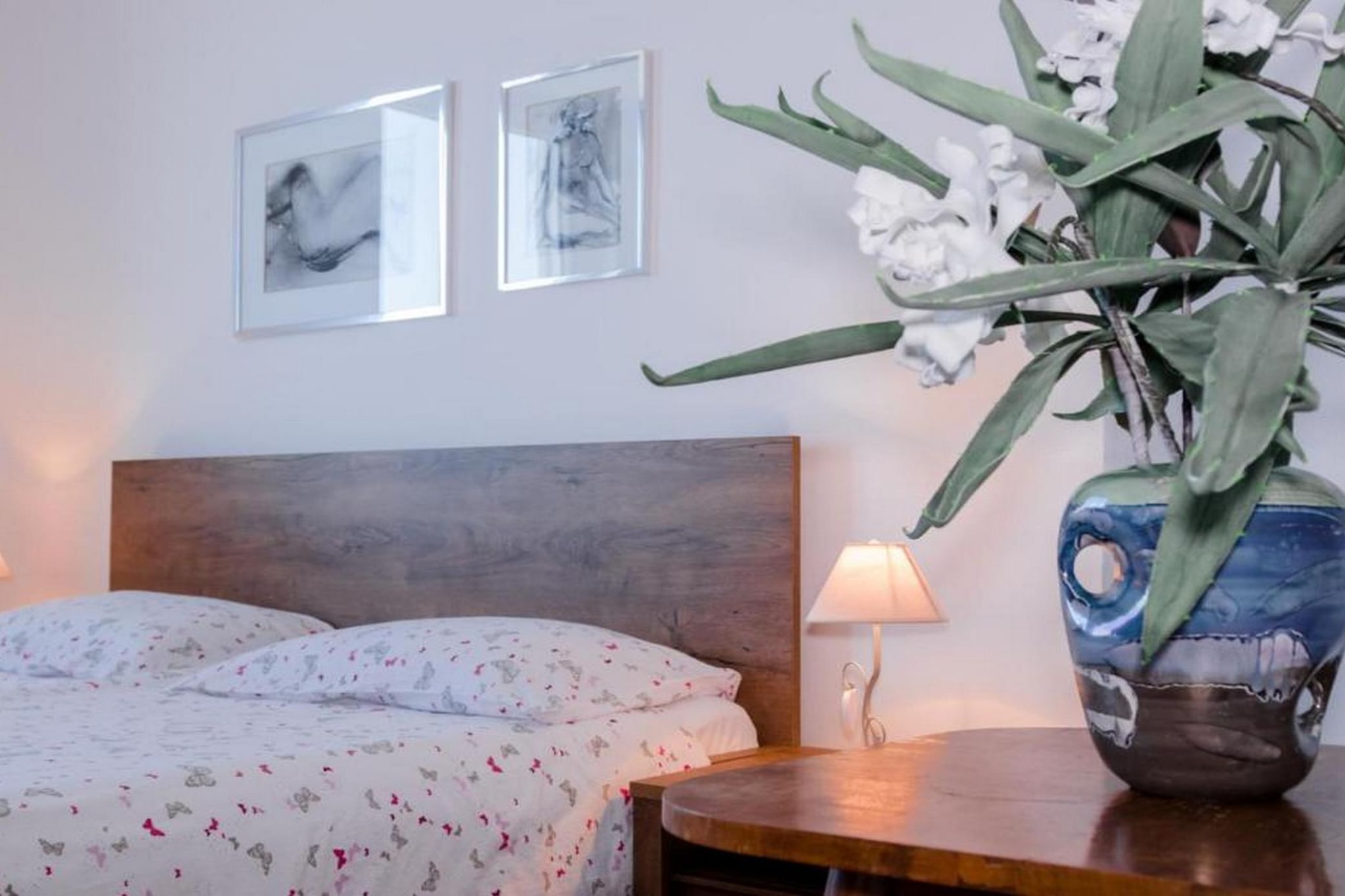 Modern and Spacious Piran Downtown Apartment with Balcony and Sea View - Two Bedroom Apartment with Balcony and Sea View-Slaapkamer