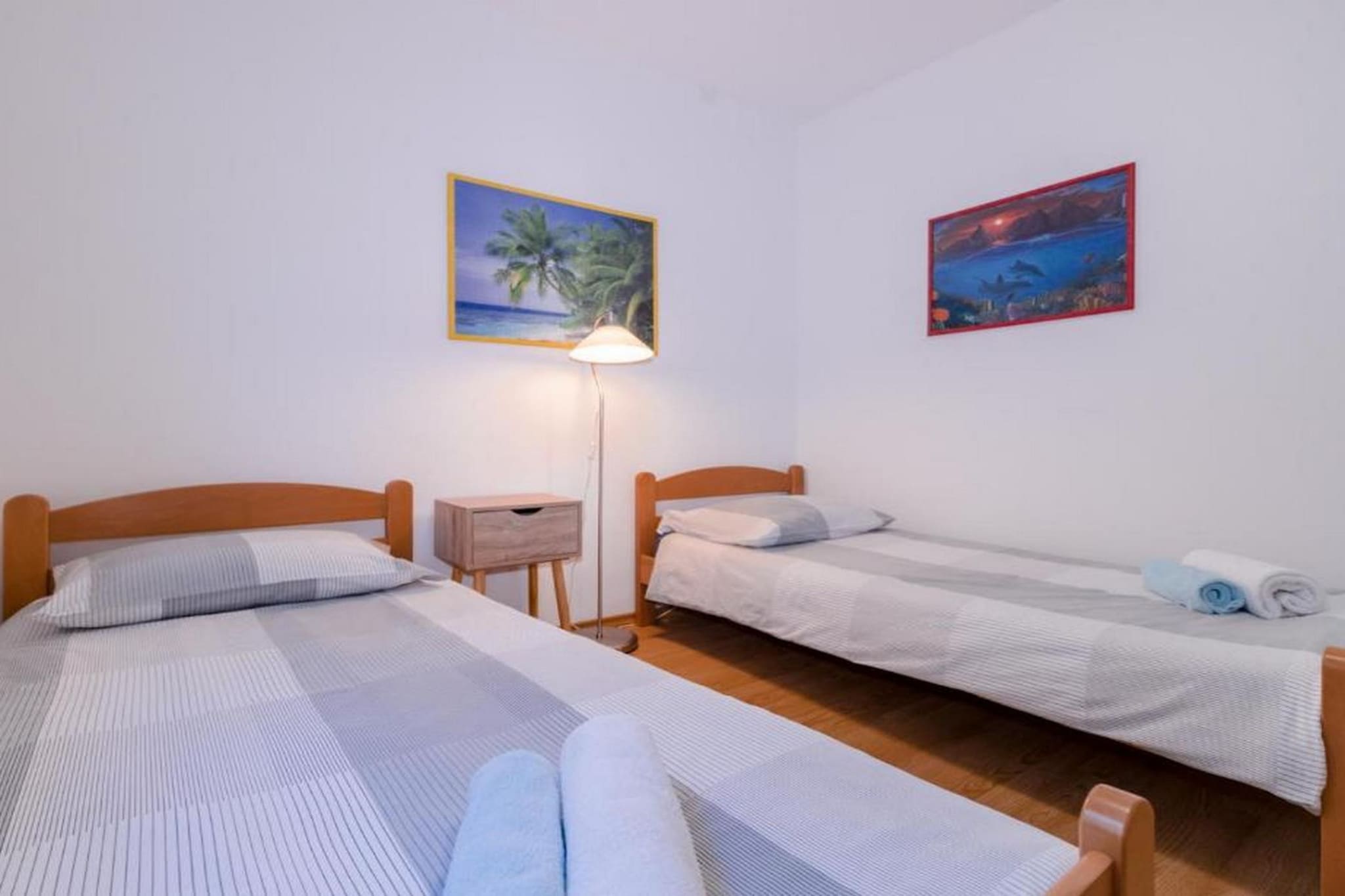 Modern and Spacious Piran Downtown Apartment with Balcony and Sea View - Two Bedroom Apartment with Balcony and Sea View-Slaapkamer