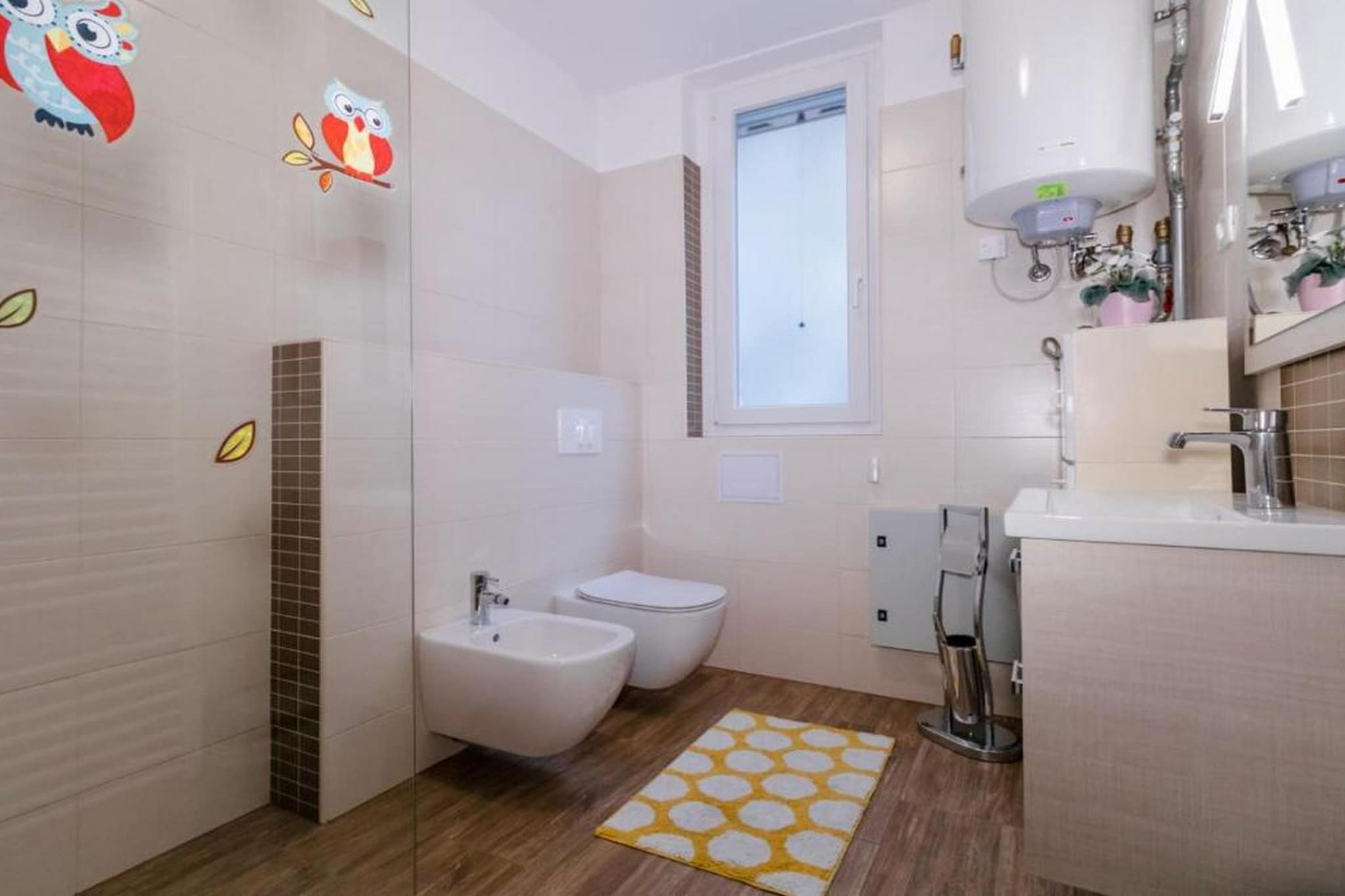 Modern and Spacious Piran Downtown Apartment with Balcony and Sea View - Two Bedroom Apartment with Balcony and Sea View-Badkamer