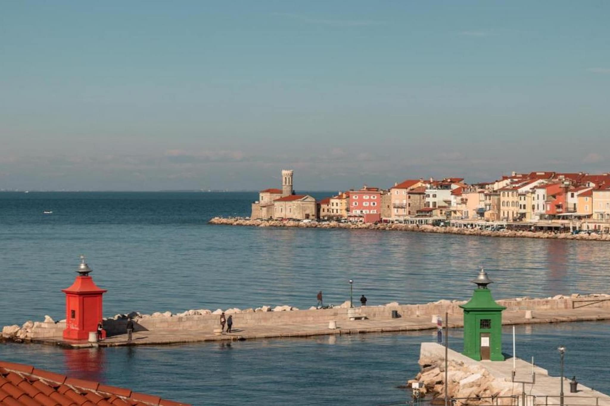 Modern and Spacious Piran Downtown Apartment with Balcony and Sea View - Two Bedroom Apartment with Balcony and Sea View-Uitzicht