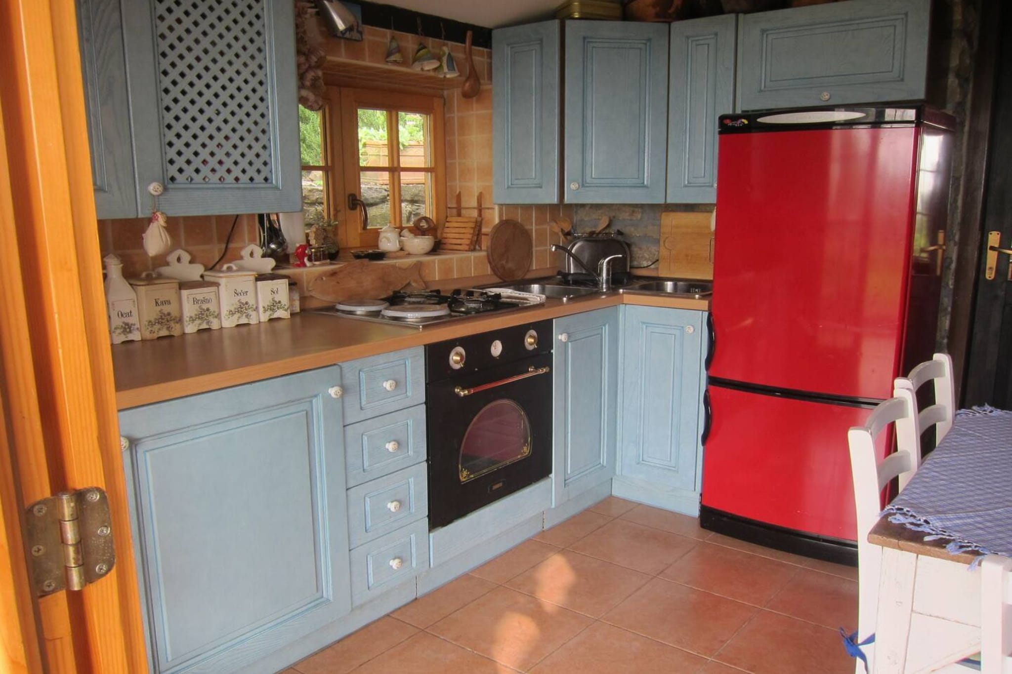 Villa Bella - Two Bedroom House-Kitchen