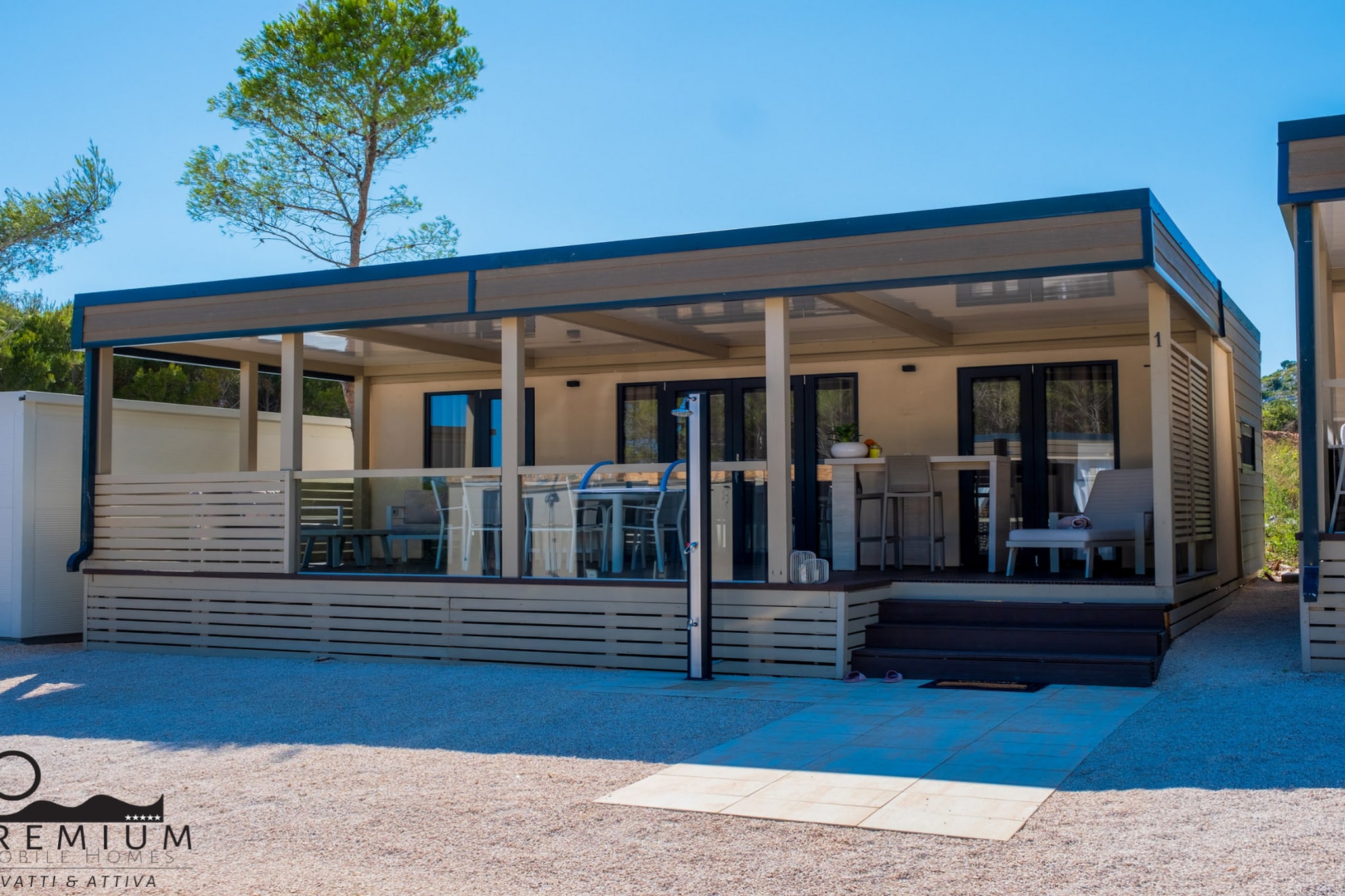 Charming Two-bedroom Mobile Homes Drage - Mobile Home with Sea View and Terrace-Buitenlucht