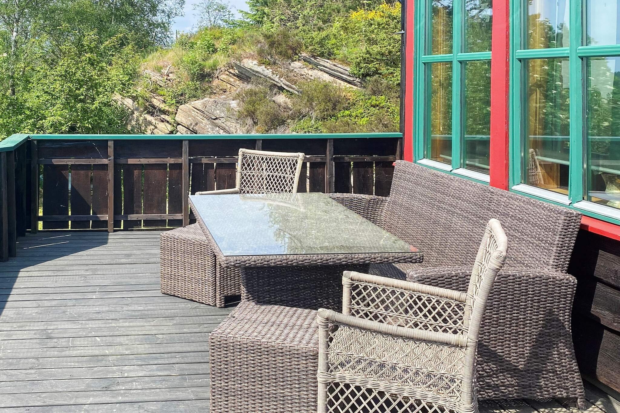 Internet Access DSL, open kitchen(cooker(electric), hood, coffee machine(filter), waffle iron, microwave, dishwasher, fridge, freezer(200-249L), tumble dryer, washing machine), Living/bed room(50 m2)(TV(norvegian TV channels ), radio), bedroom(double bed), bedroom(2x bunk bed), bathroom(floor heating)(bathtub or shower, washbasin, toilet), heating(electric), terrace(45 m2), garden, garden furniture, BBQ, parking, fish cleaning table