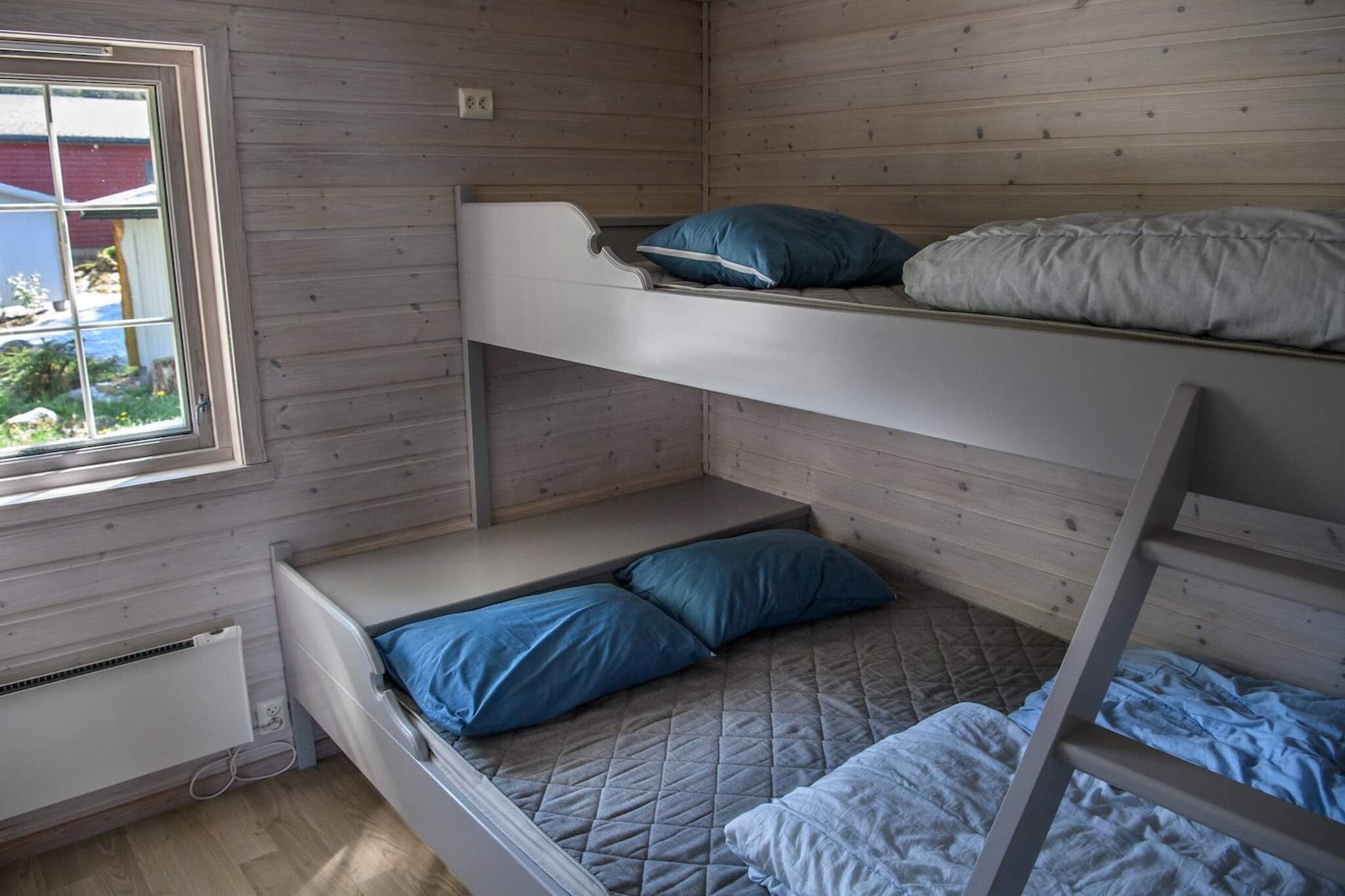 Spacious holiday home at Kinsarvik