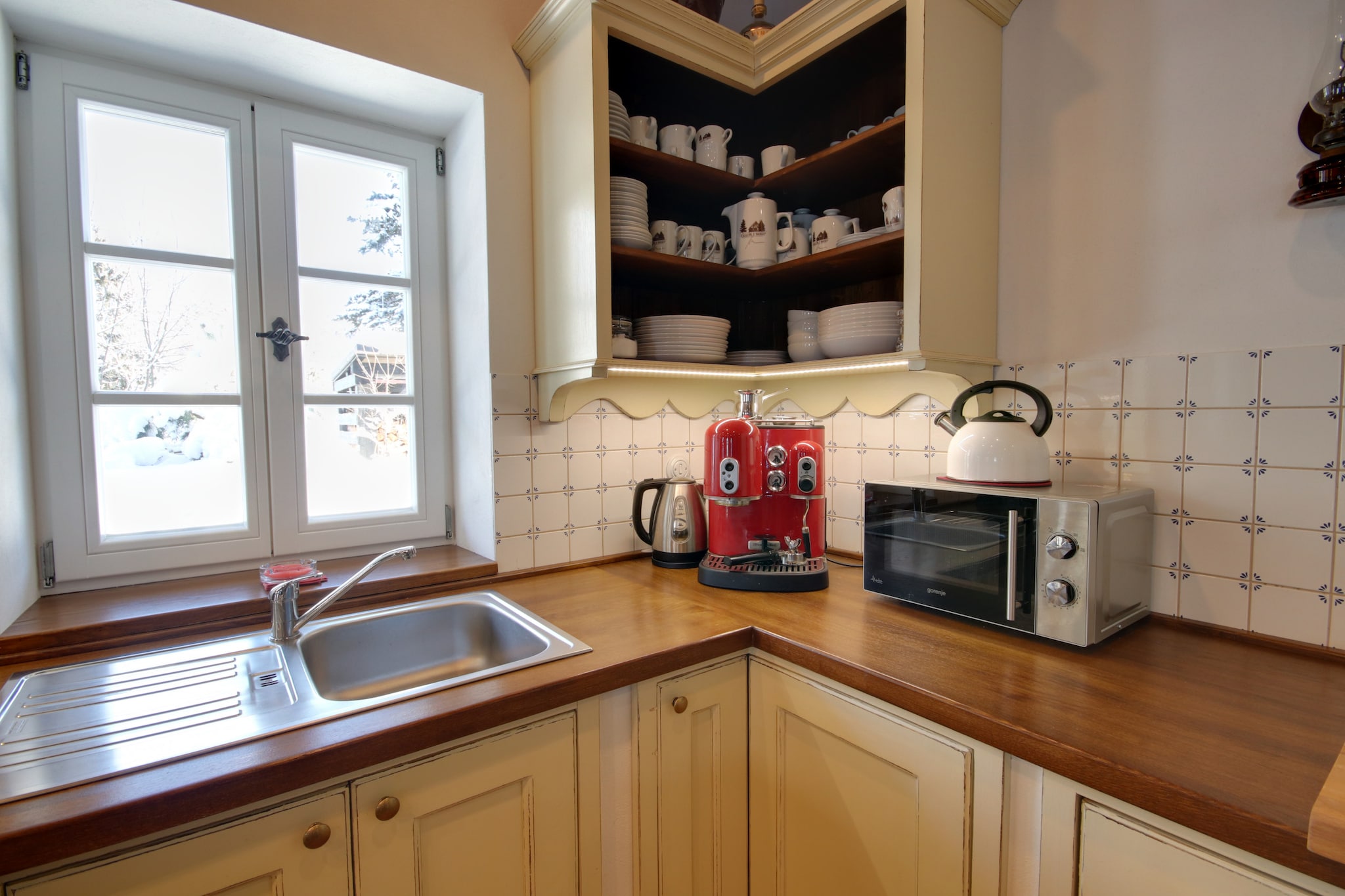 Horni Marsov KHK310-Kitchen