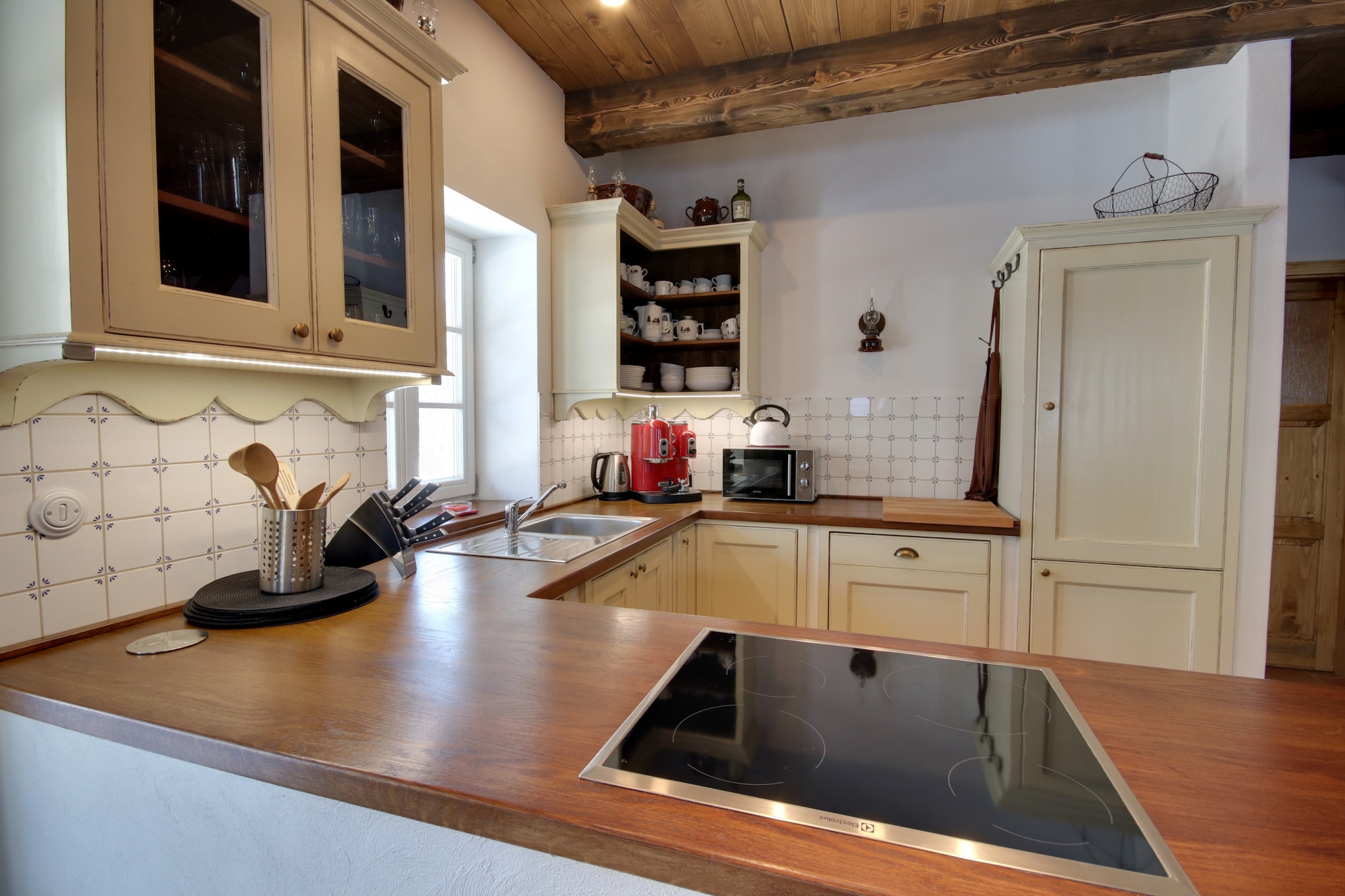 Horni Marsov KHK310-Kitchen