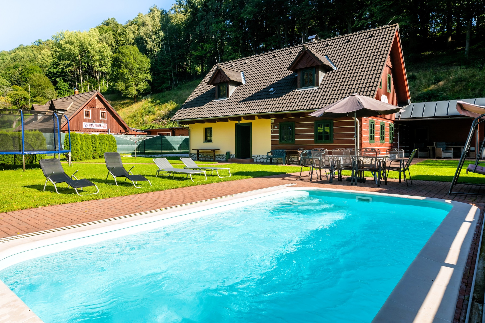 poolofhouse