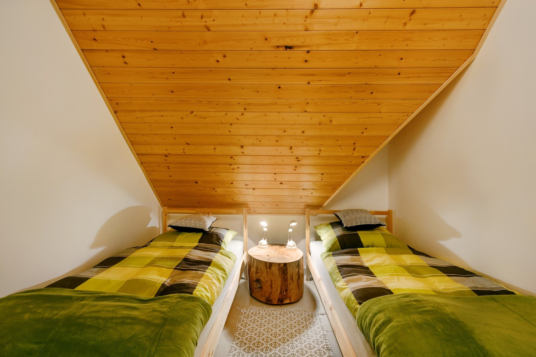 This pretty and fully equipped 80mÂ² villa in VarvaÅ¾ov features two comfortably furnished bedrooms, accommodating up to seven guests. The layout is designed for convenience, making it suitable for families or groups. The villa offers a small garden for relaxation and outdoor enjoyment. Guests will appreciate amenities such as Wi-Fi, a hair dryer, and a children's area, along with central heating and a fan to ensure comfort throughout the stay. Additional conveniences include an iron and ironing board, as well as a television with satellite and cable access for entertainment.

Set in a tranquil location, this villa provides a peaceful retreat while being close to various local attractions. Guests can explore the beautiful countryside, with opportunities for hiking and outdoor activities nearby. The property is also within easy reach of local shops and dining options, making it convenient for all necessities. Public transportation options are accessible, allowing for seamless travel to nearby towns and attractions, further enhancing the overall experience.

The separate kitchen is thoughtfully equipped with modern appliances, including a refrigerator, microwave, oven, and dishwasher, ensuring guests can prepare meals with ease. The addition of a washing machine offers added convenience for longer stays. In the outdoor area, a furnished terrace and barbecue provide an inviting space for al fresco dining. The property also includes outdoor parking with three designated spaces, making it easy for guests to come and go as they please.