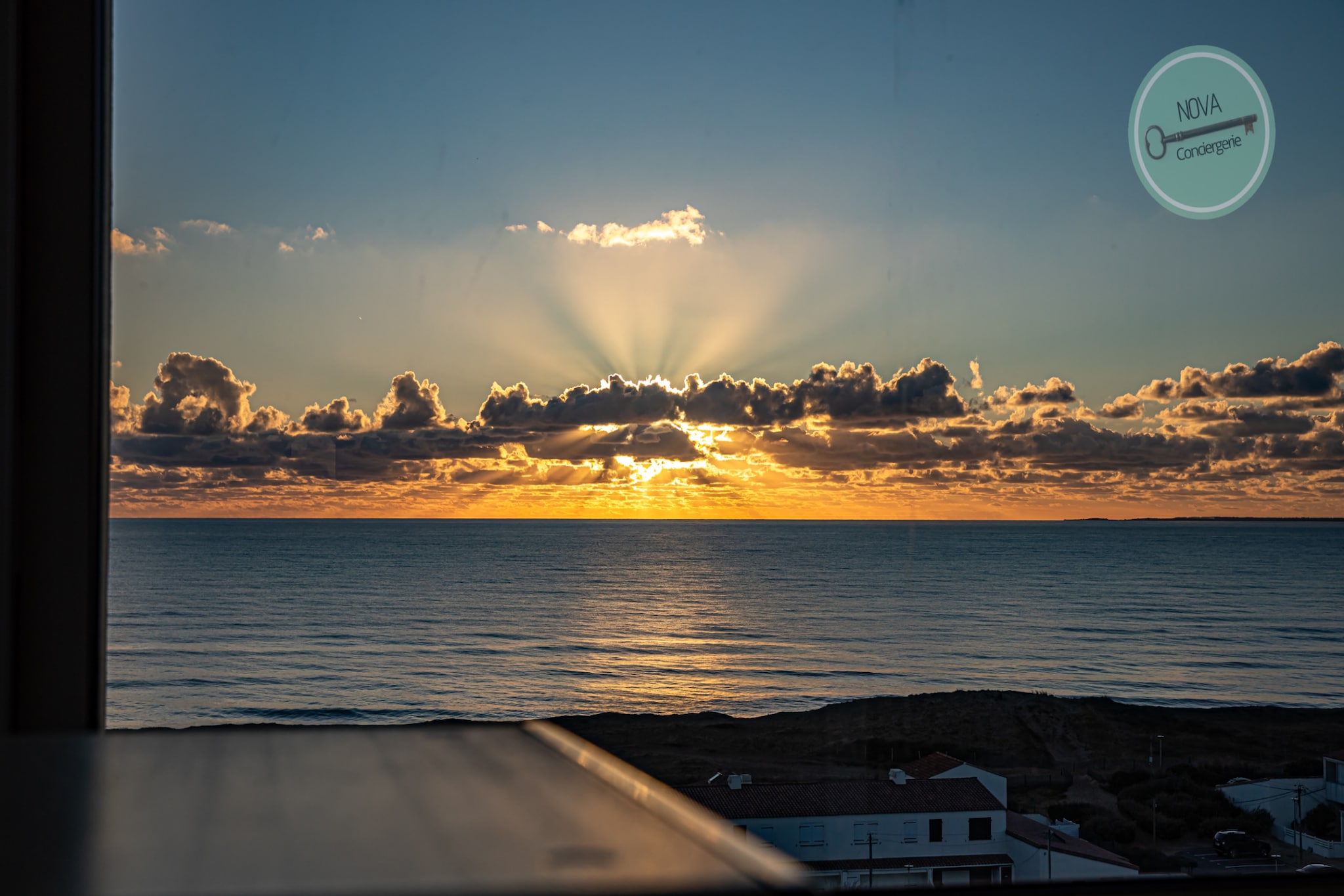 Vue sur l’horizon – Constellation E 156-Outdoor