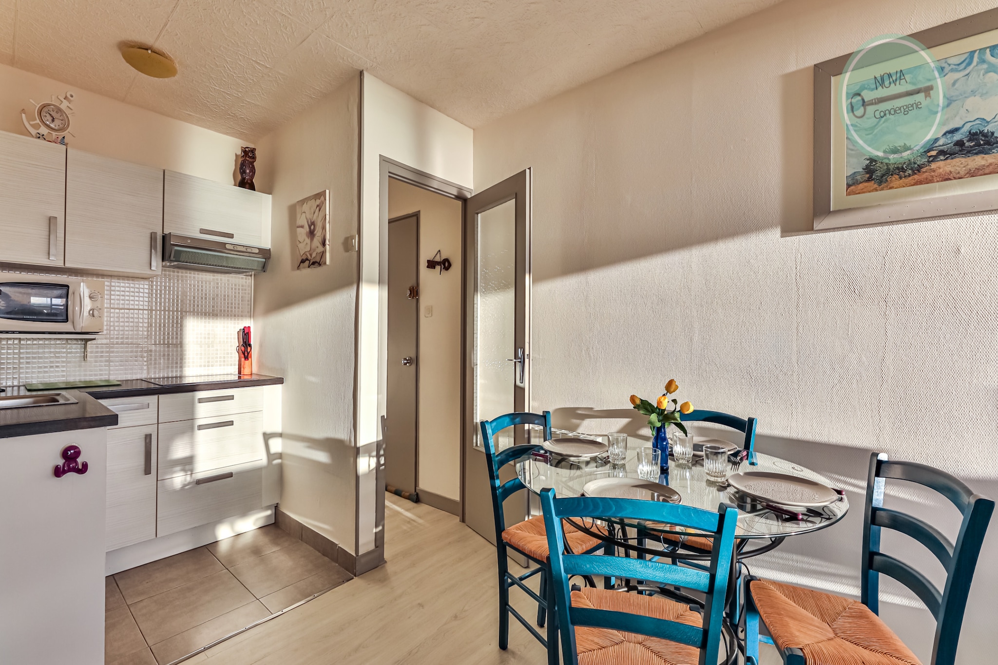 Vue sur l’horizon – Constellation E 156-Dining room