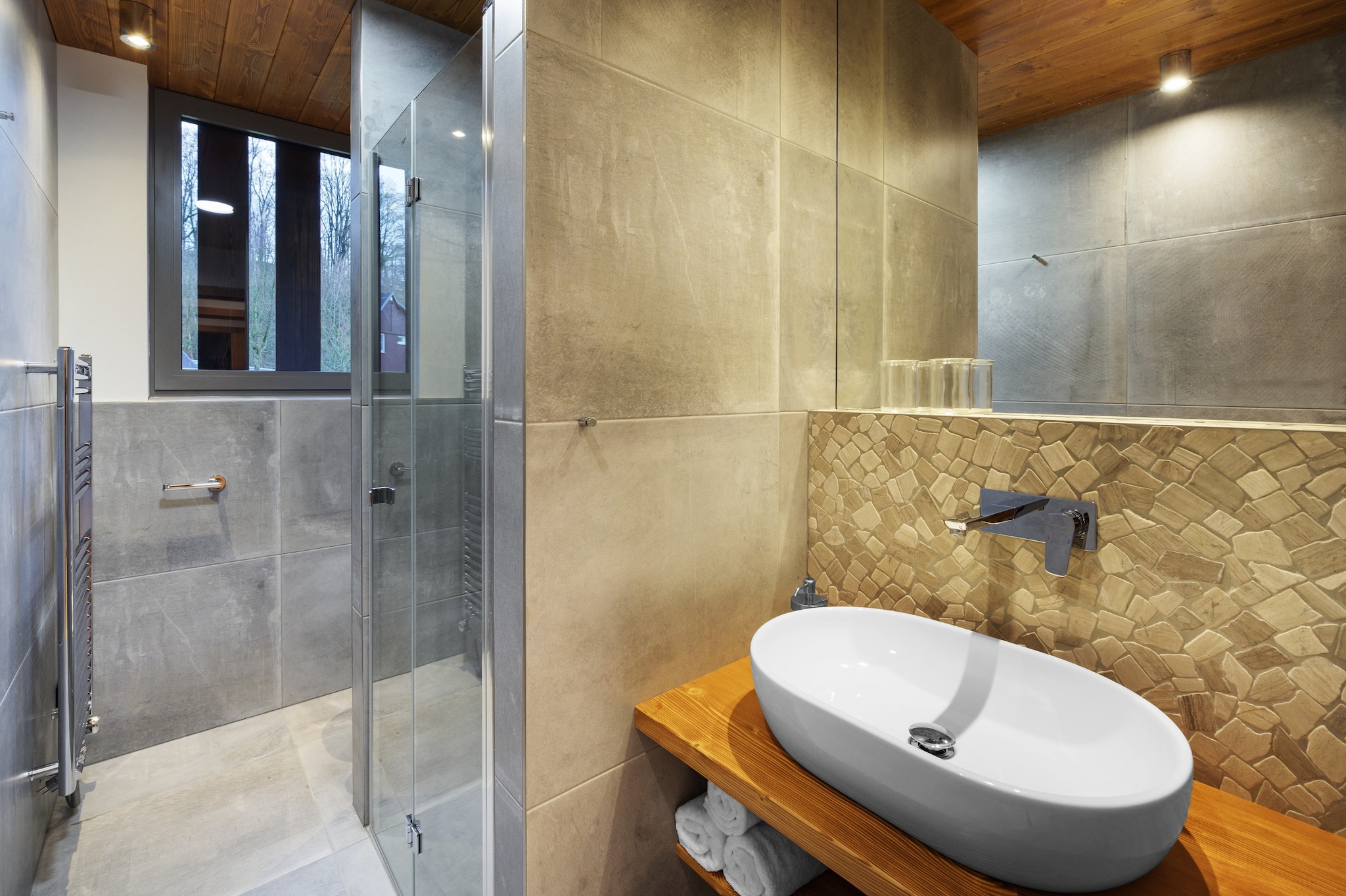Cerny Dul KCML115-Bathroom