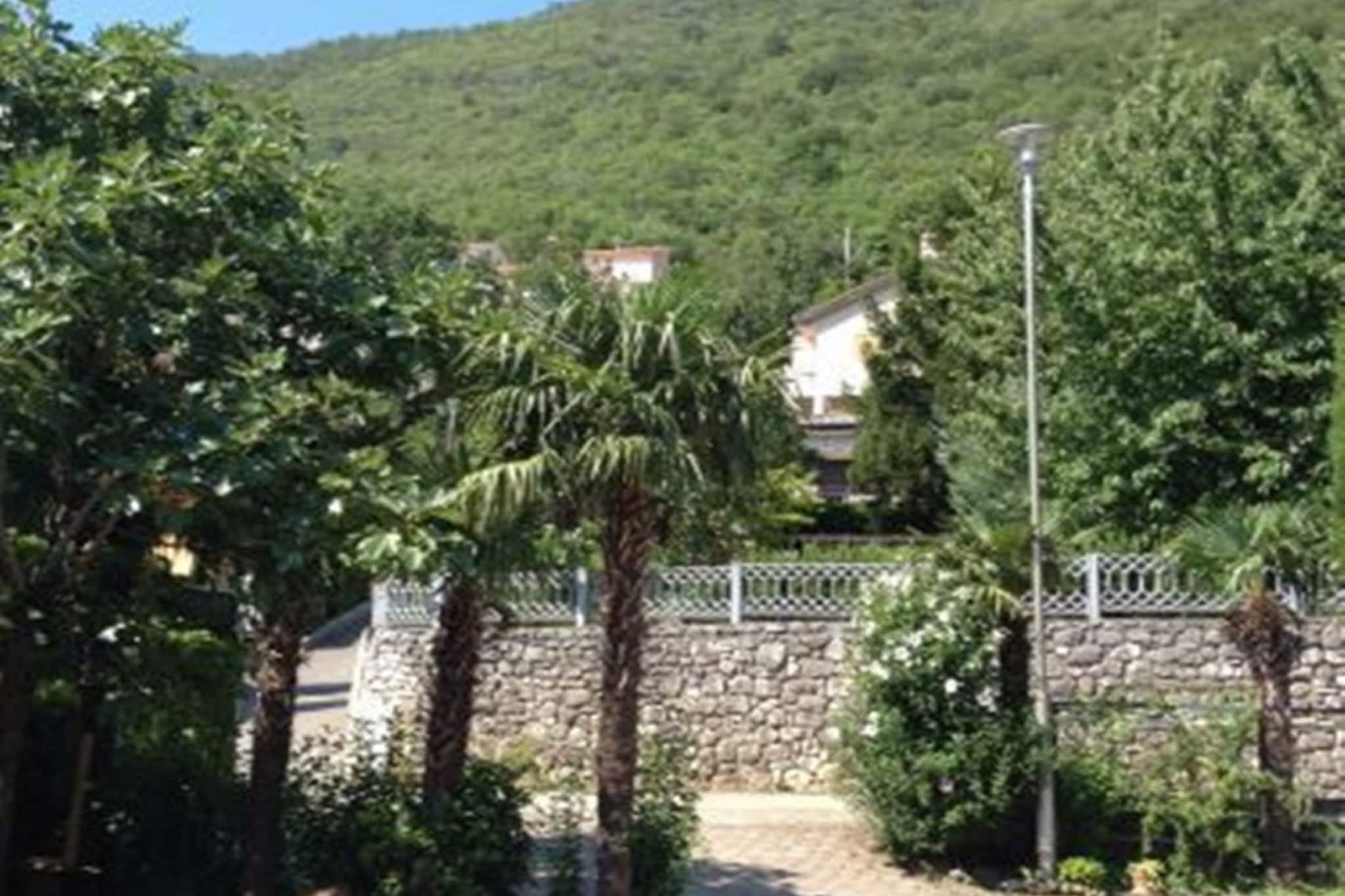 Lovely Apartments Near the Sea - One Bedroom Apartment with Balcony-Außenbereich